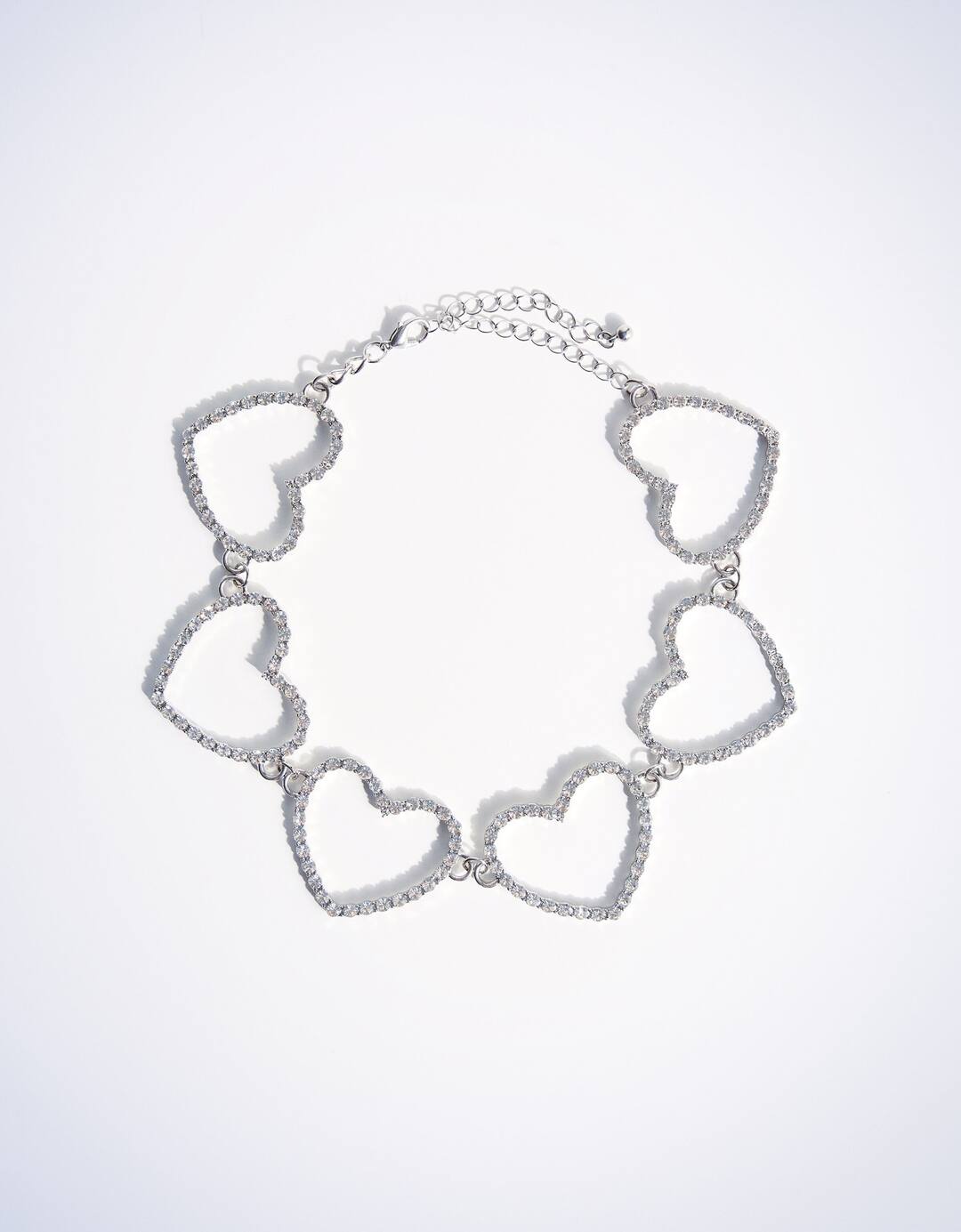 Heart choker necklace