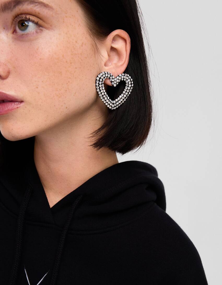 Heart earrings-Black-1