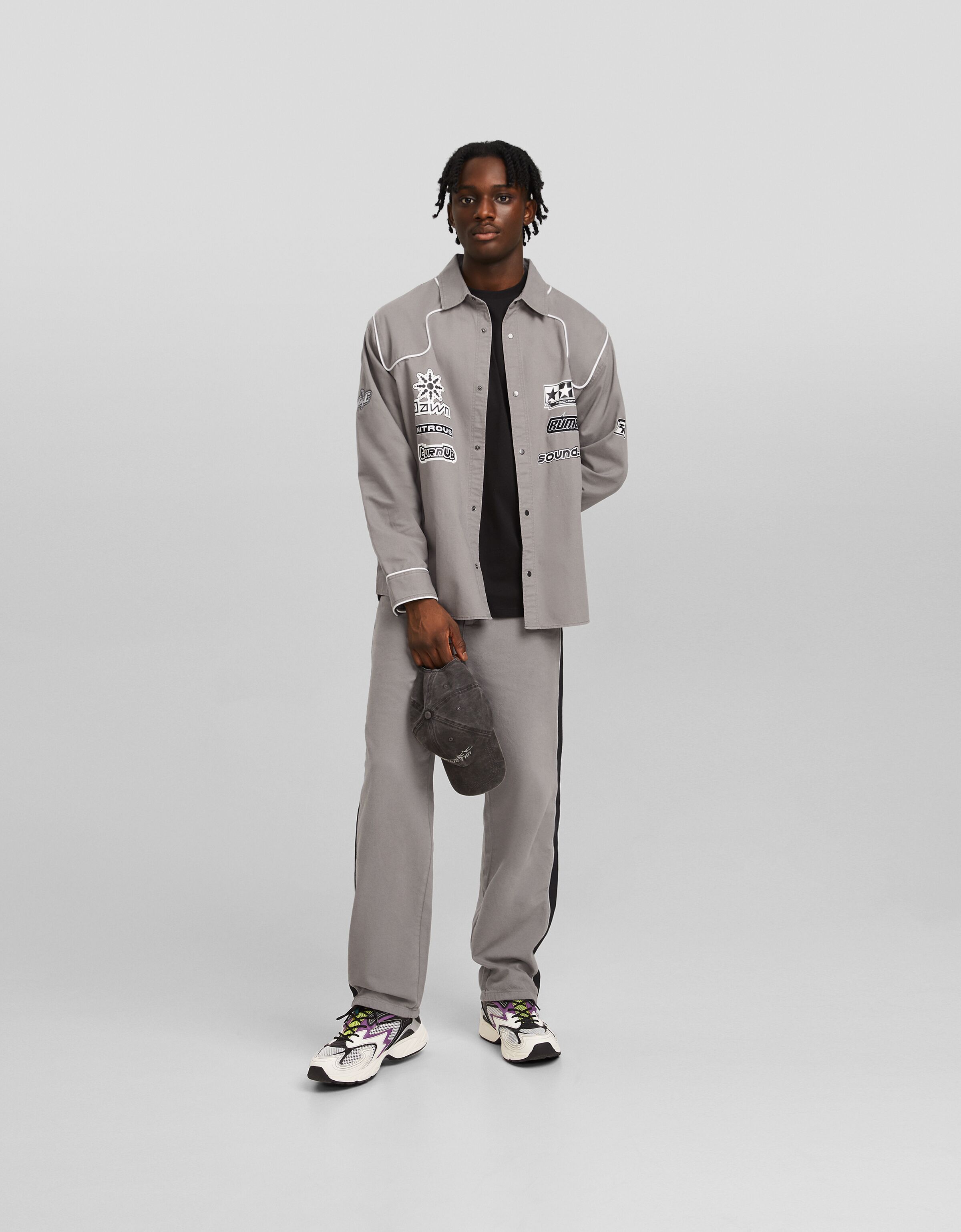 Jean a trou bershka outlet