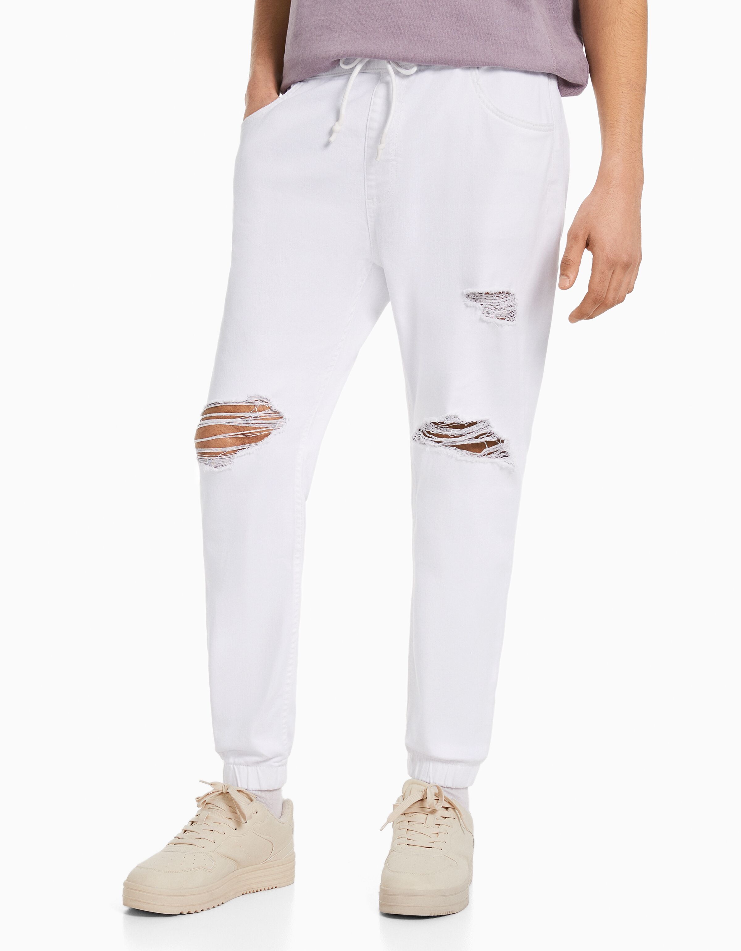 Jeans jogger rotos REBAJAS hasta 70 Hombre Bershka