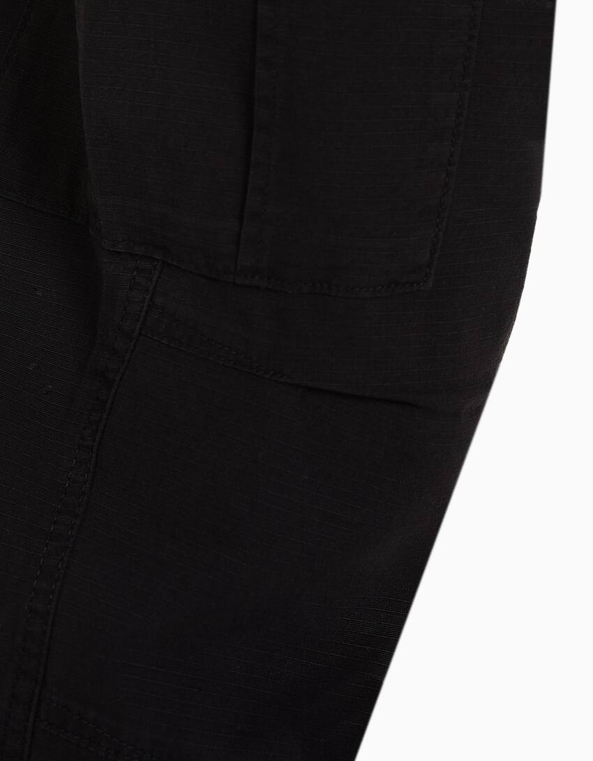 Cargo trousers with stoppers-Black-6