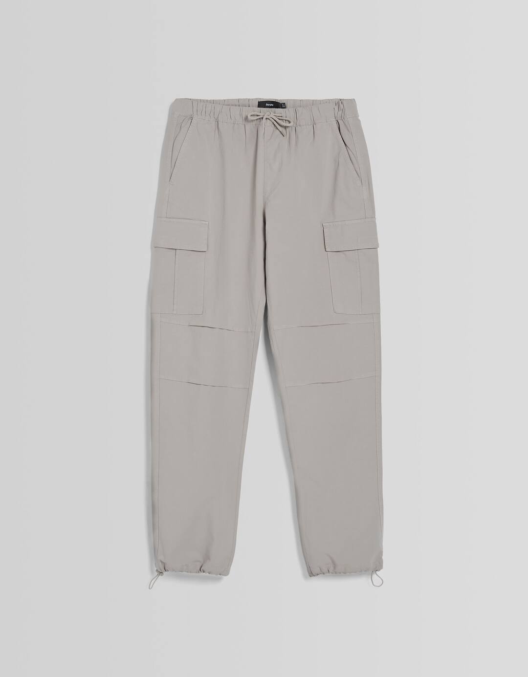 Cargo trousers with stoppers