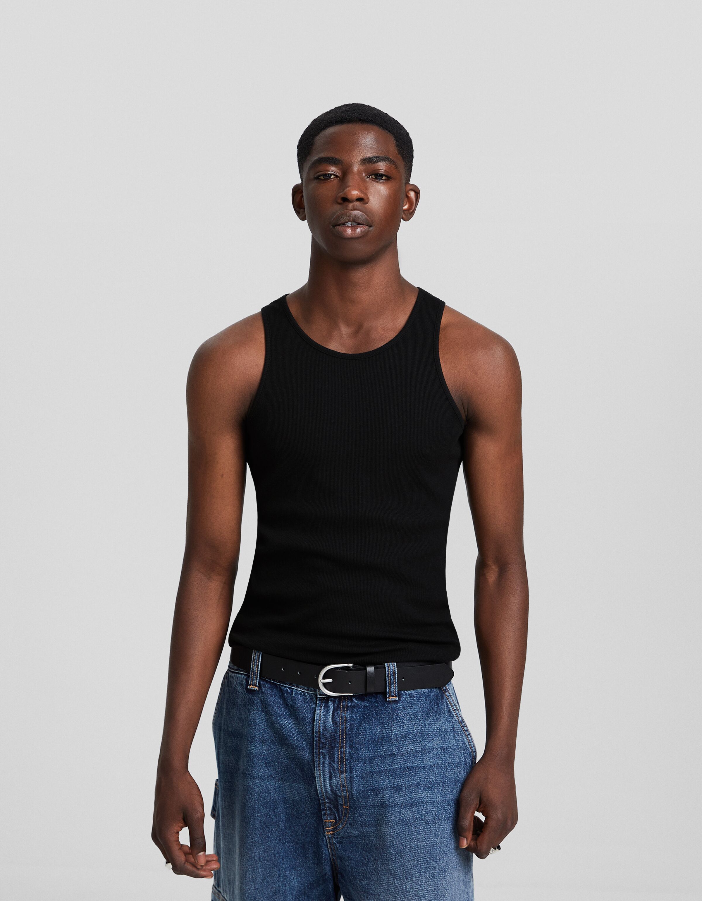 Camisa negra de tirantes best sale