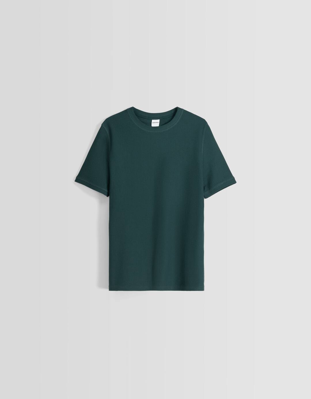 Textured short-sleeve T-shirt