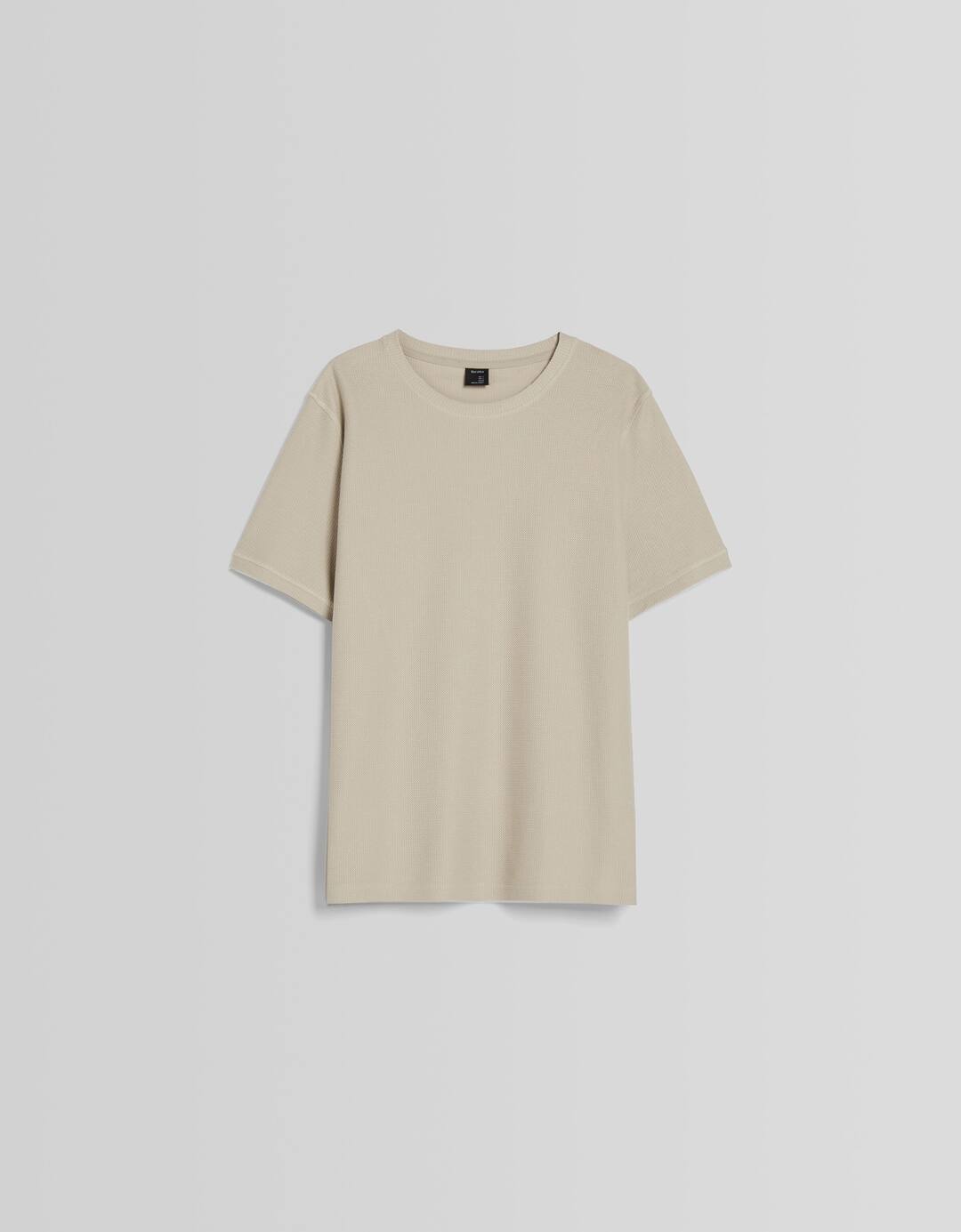 Textured short-sleeve T-shirt