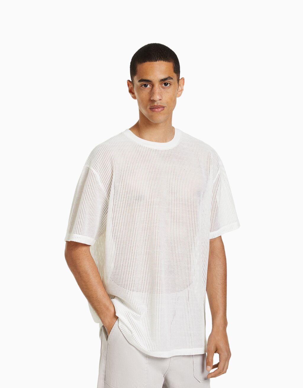 Short sleeve mesh boxy fit T-shirt - Men | Bershka