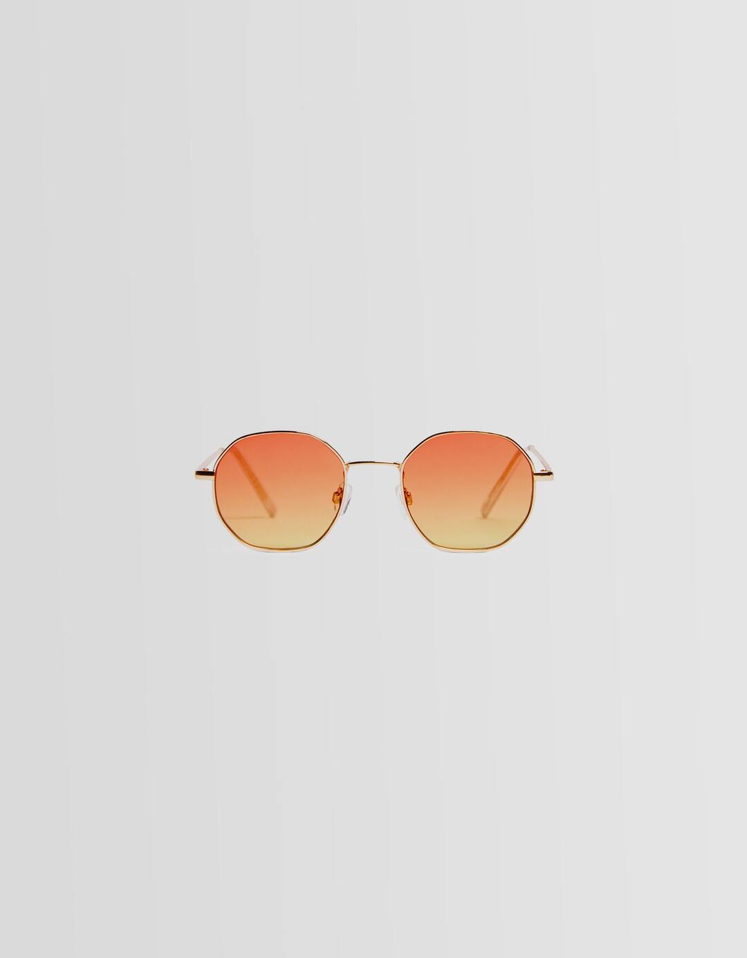 Sunglasses with metallic frame