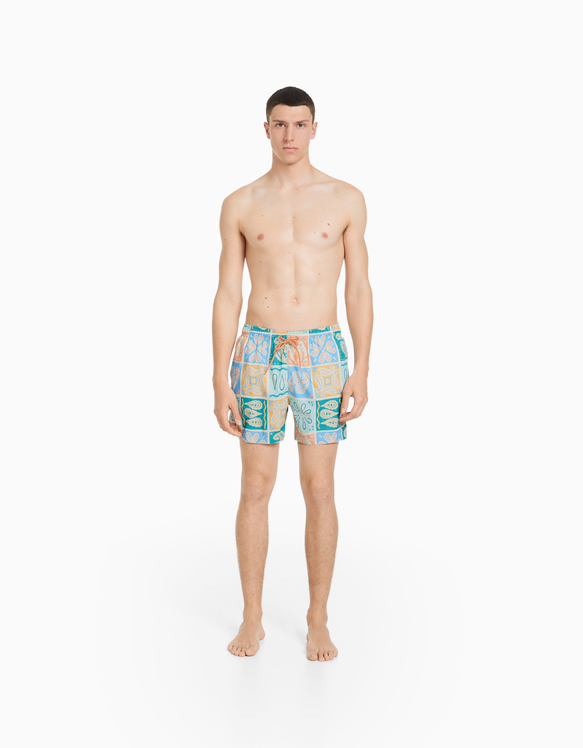 Short de bain imprim paisley SOLDES jusqu 70 Homme Bershka