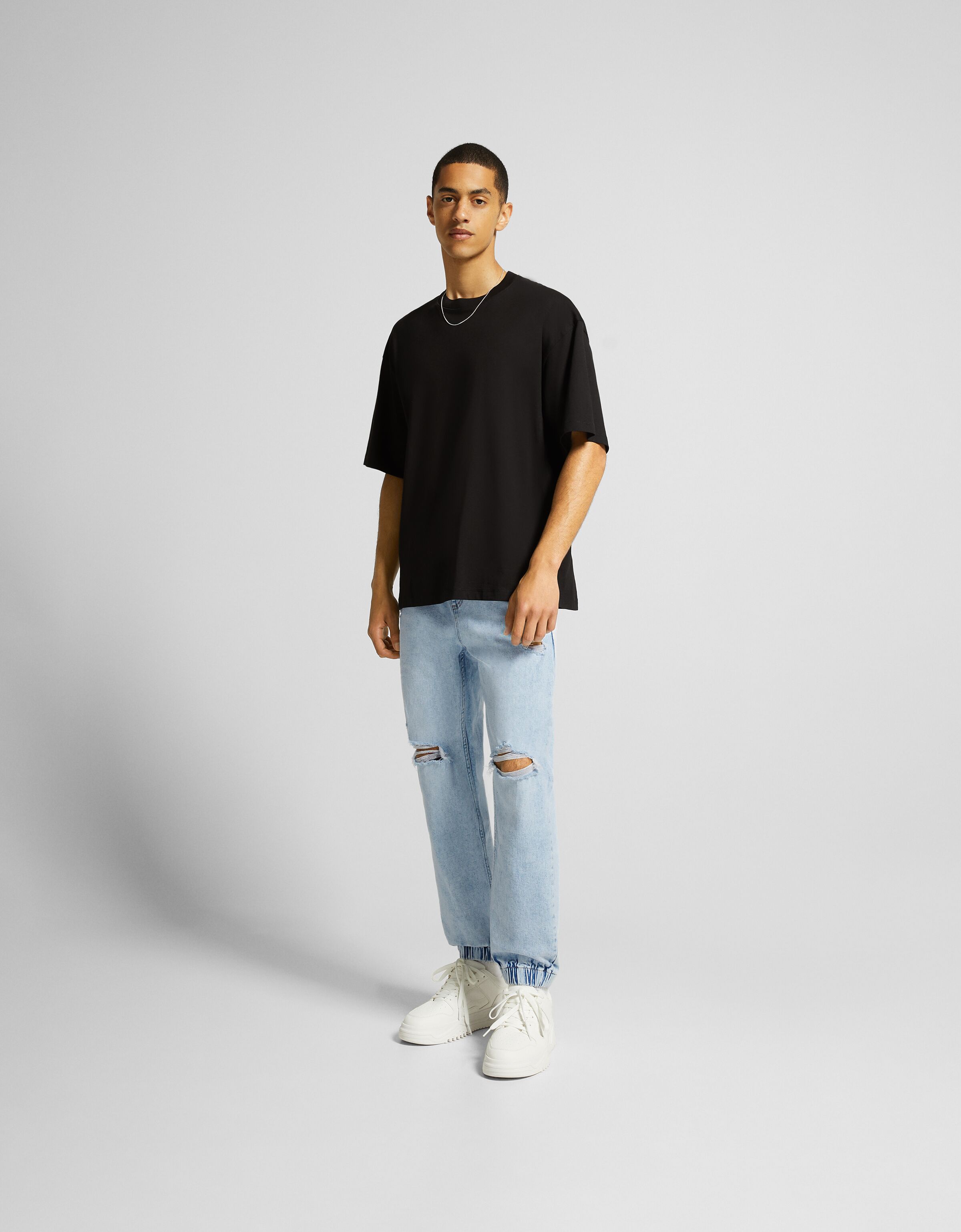 Pantalon discount roto bershka