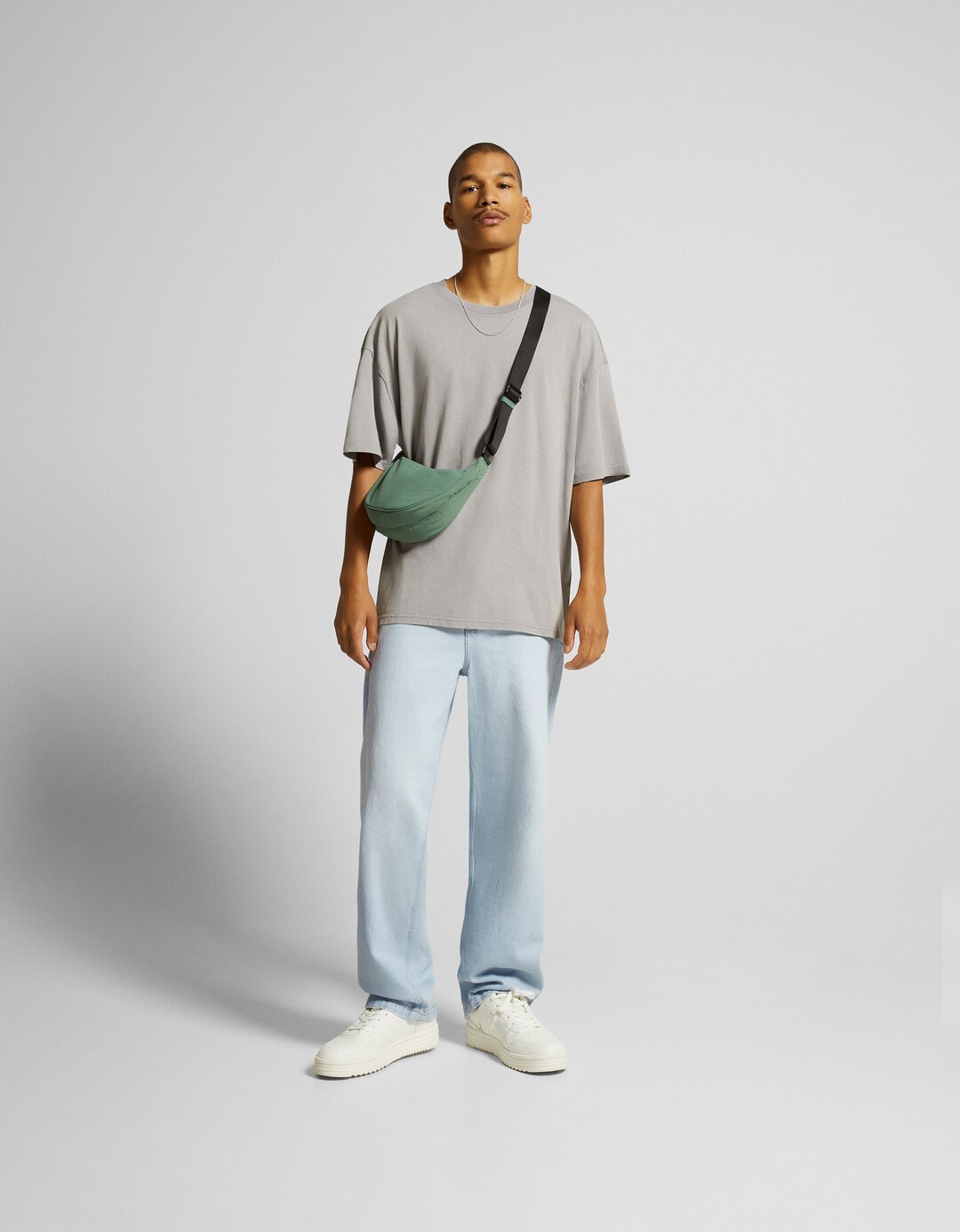 Jeansy o kroju baggy