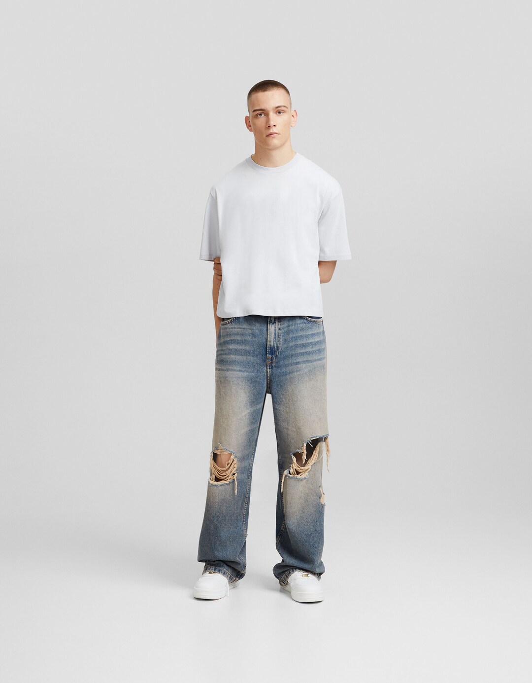 Faded ripped super baggy jeans
