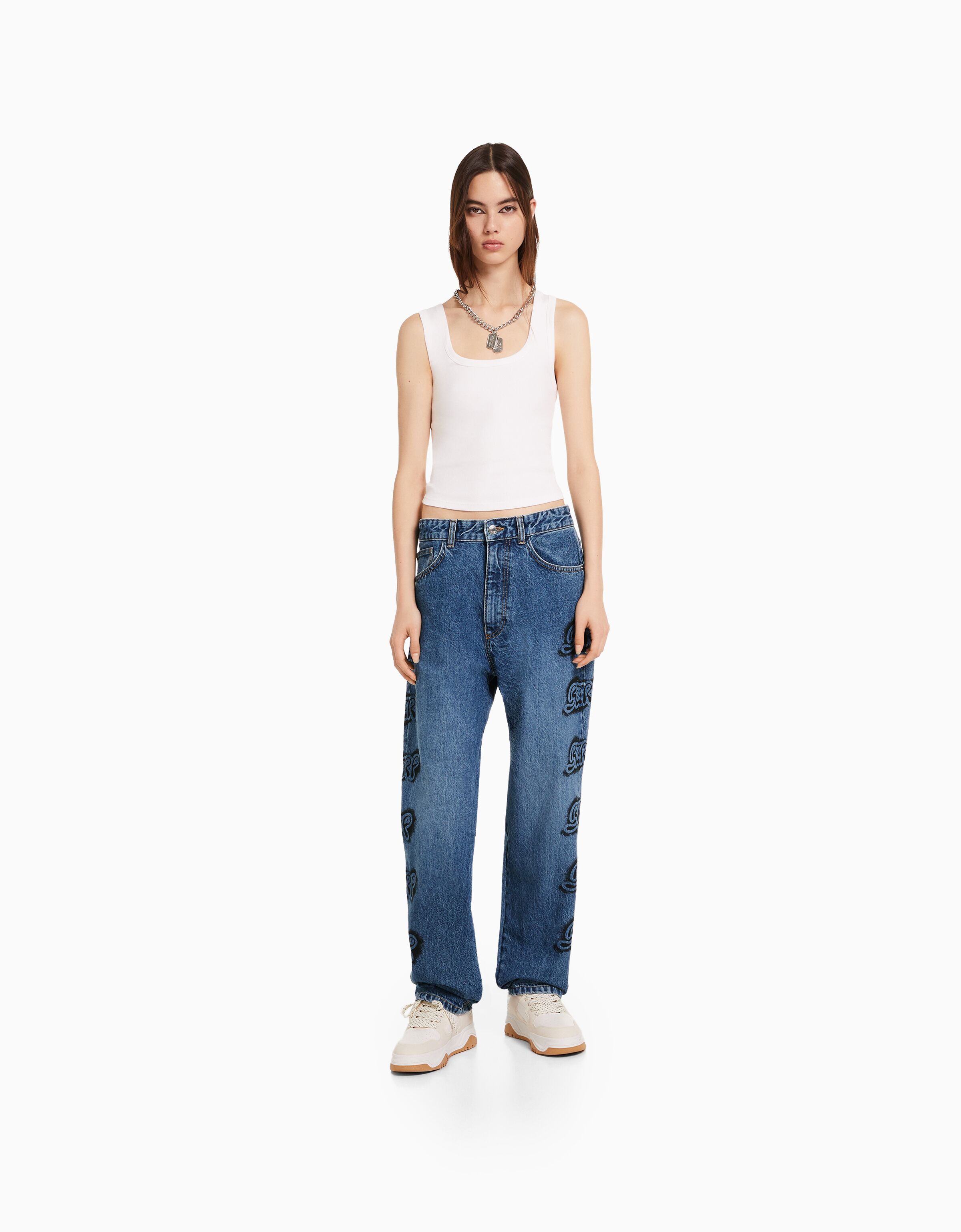 Boyfriend jeans bershka clearance