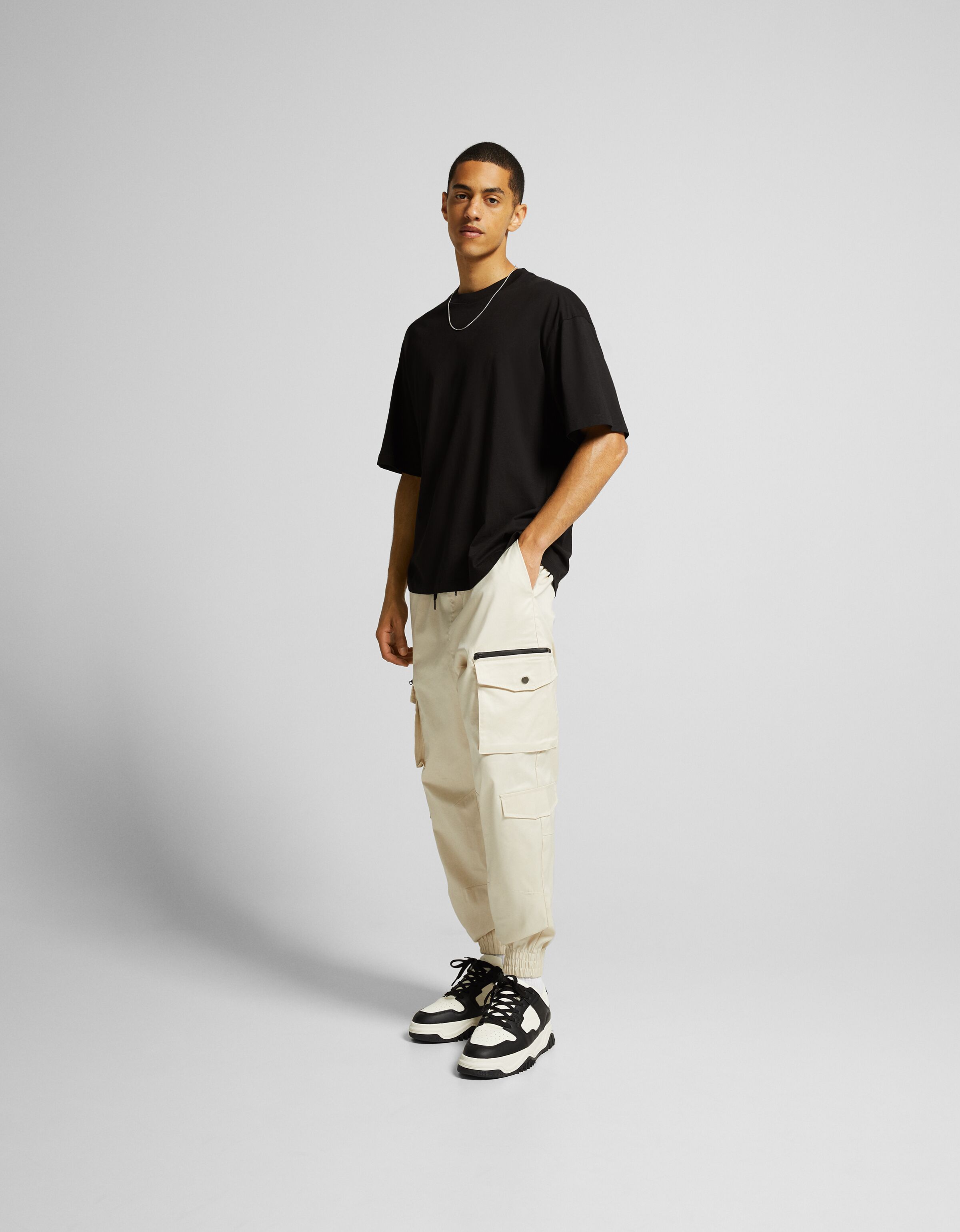 Multi cargo sweatpants Pants Men Bershka