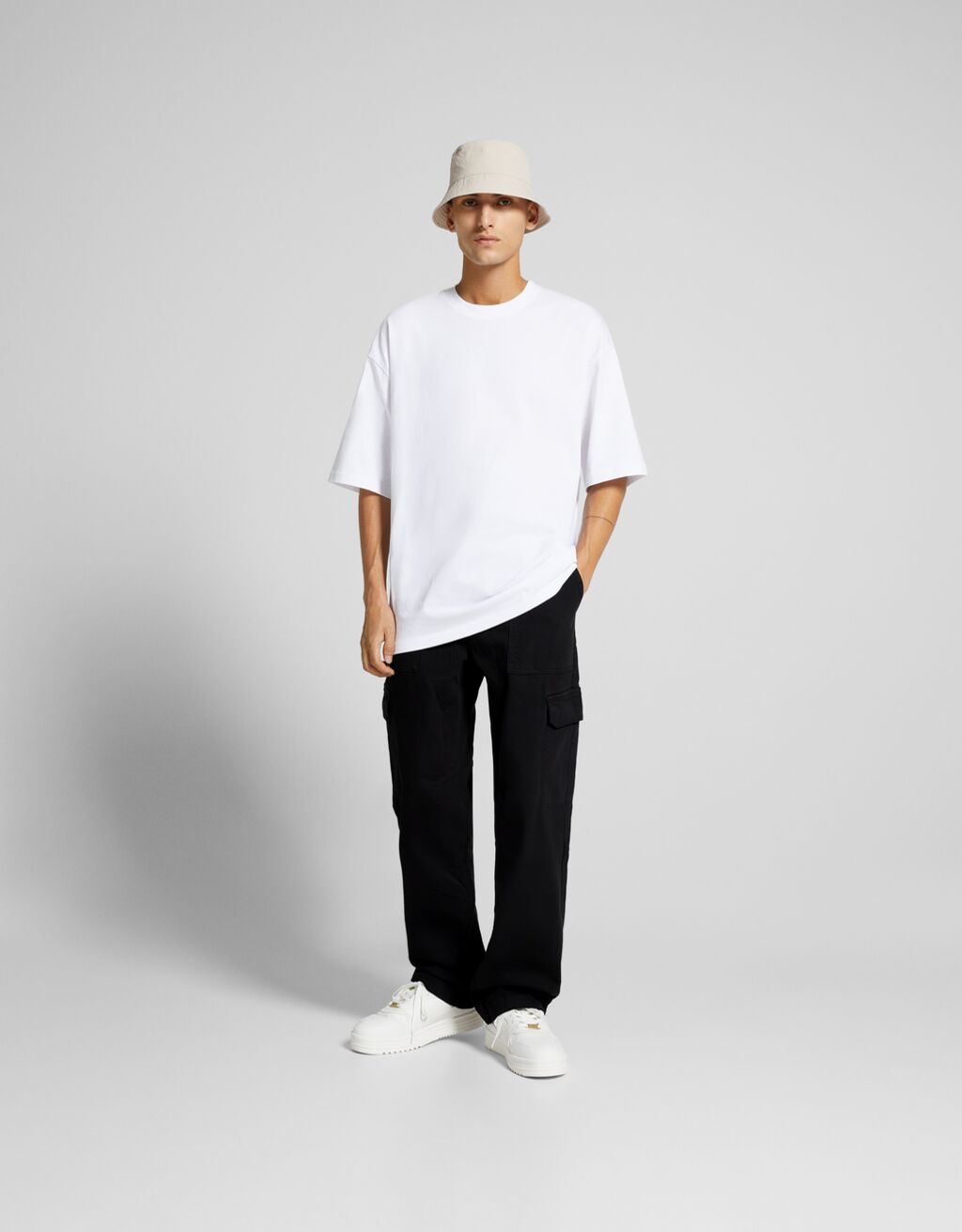 Cal as cargo algod o B sicos Homem Bershka