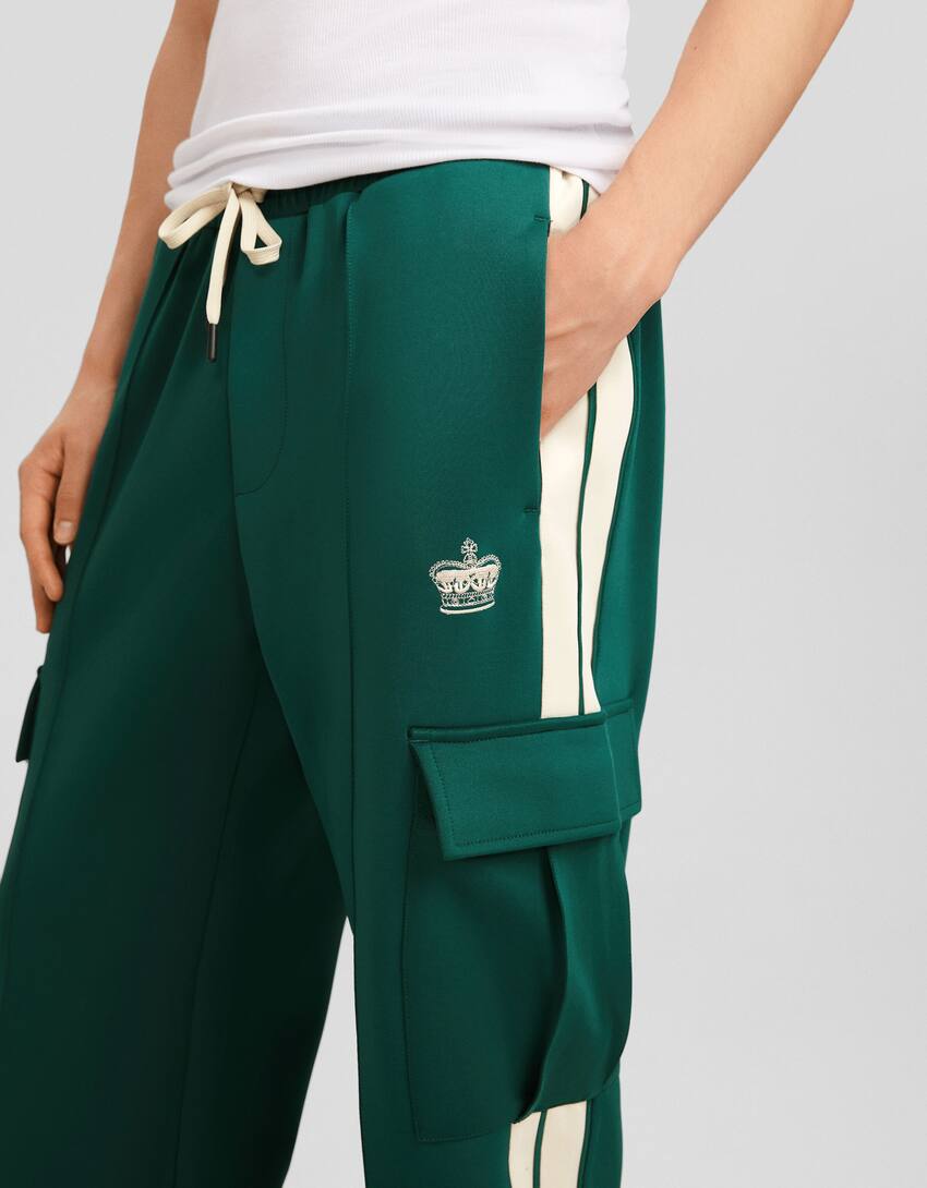 Wide-leg jogger cargo trousers-Green-3