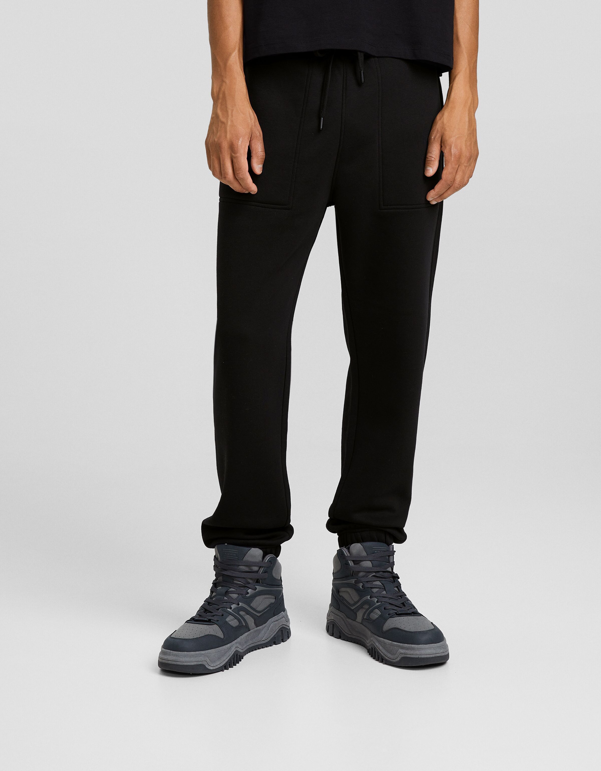 Pantaloni on sale jogger bershka