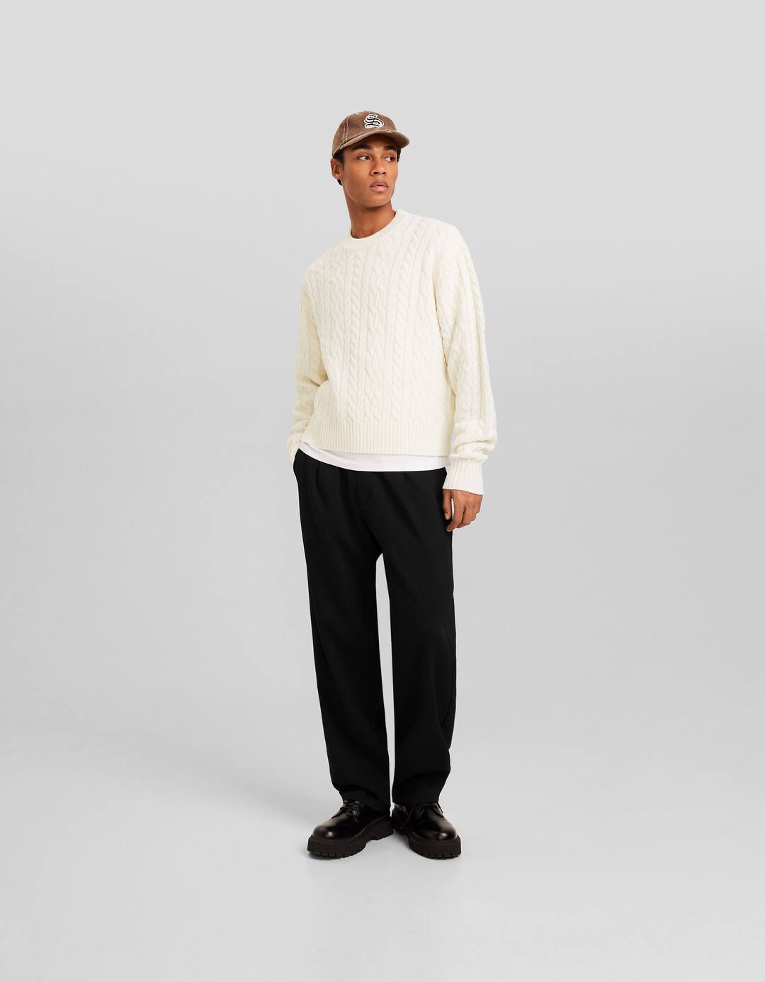 Tailored trousers with darts