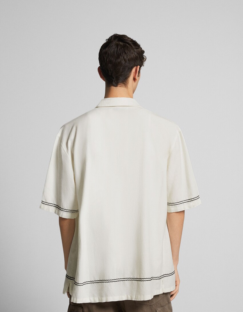 Camisa manga corta rústica bordado flor-Blanco roto-1