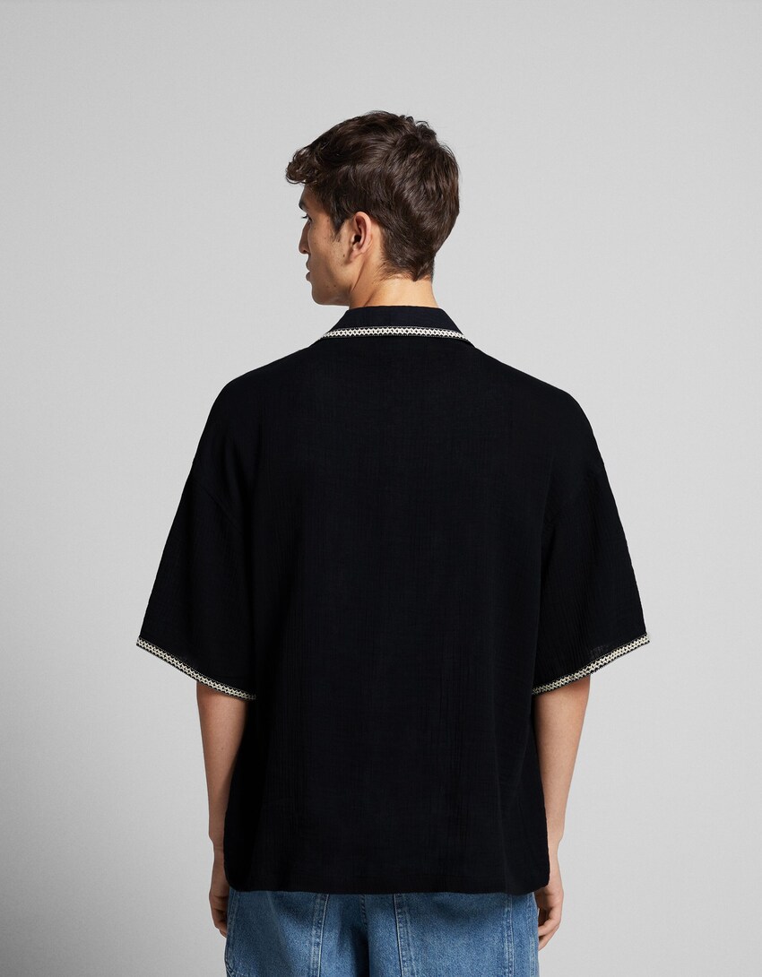 Camisa manga corta detalle bordado-Negro-1