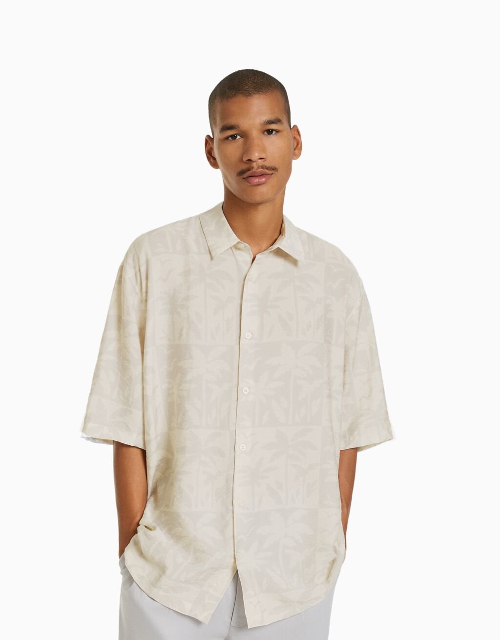 Bershka camisas hombre manga corta clearance