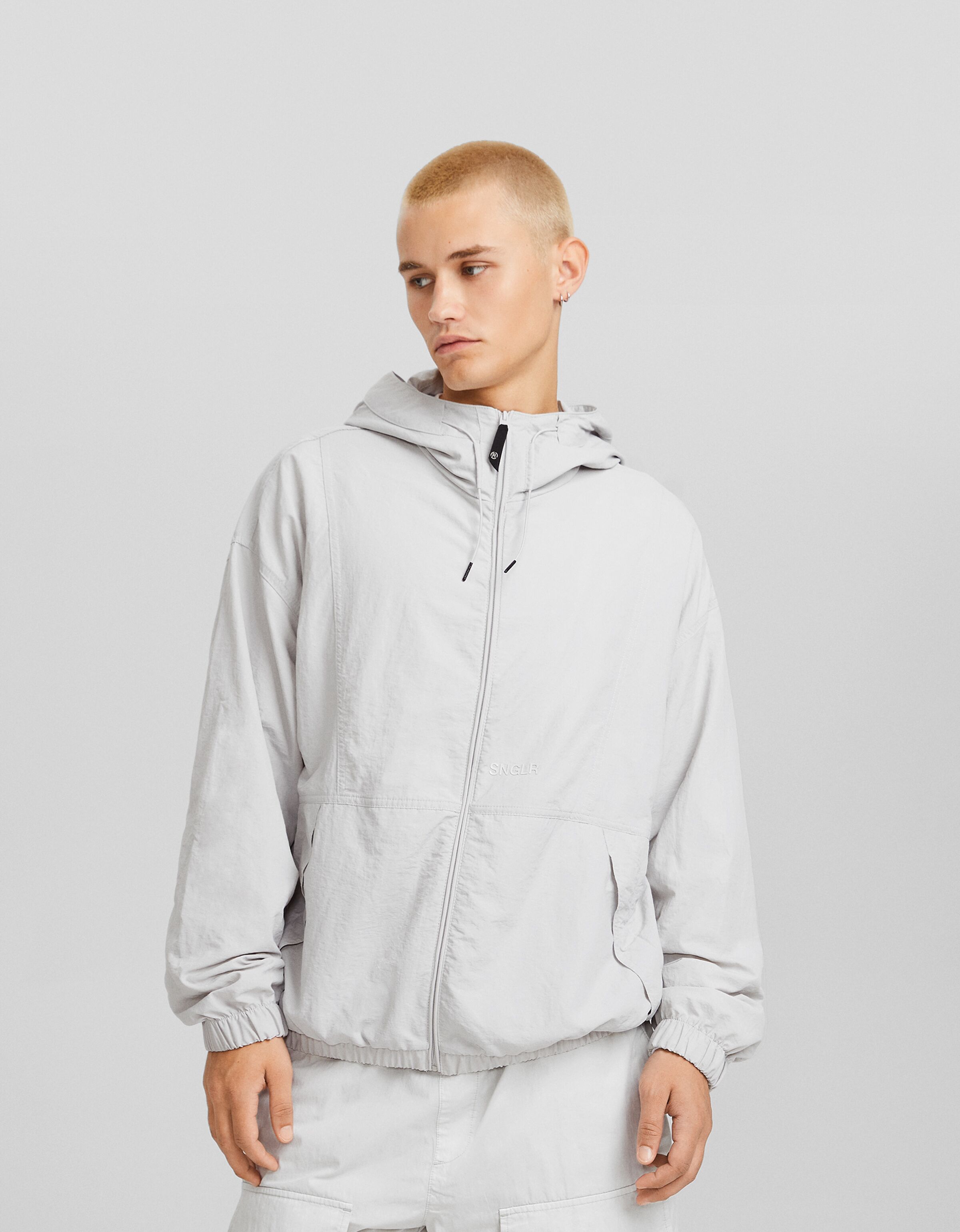 Lightweight nylon hoodie jacket - Men | Bershka