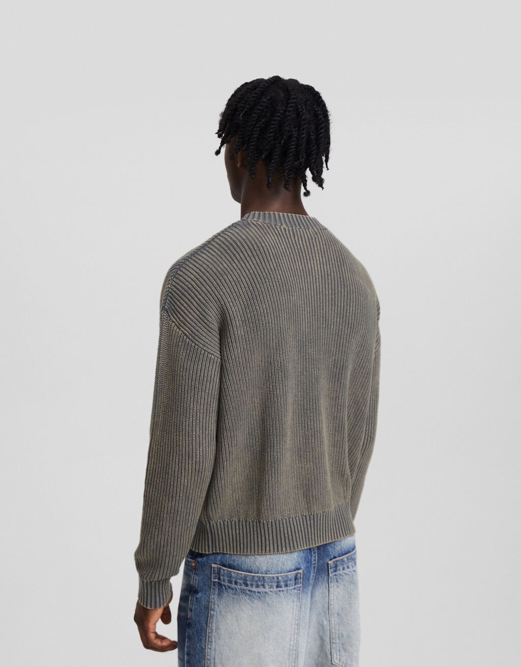 Boxy fit best sale sweater