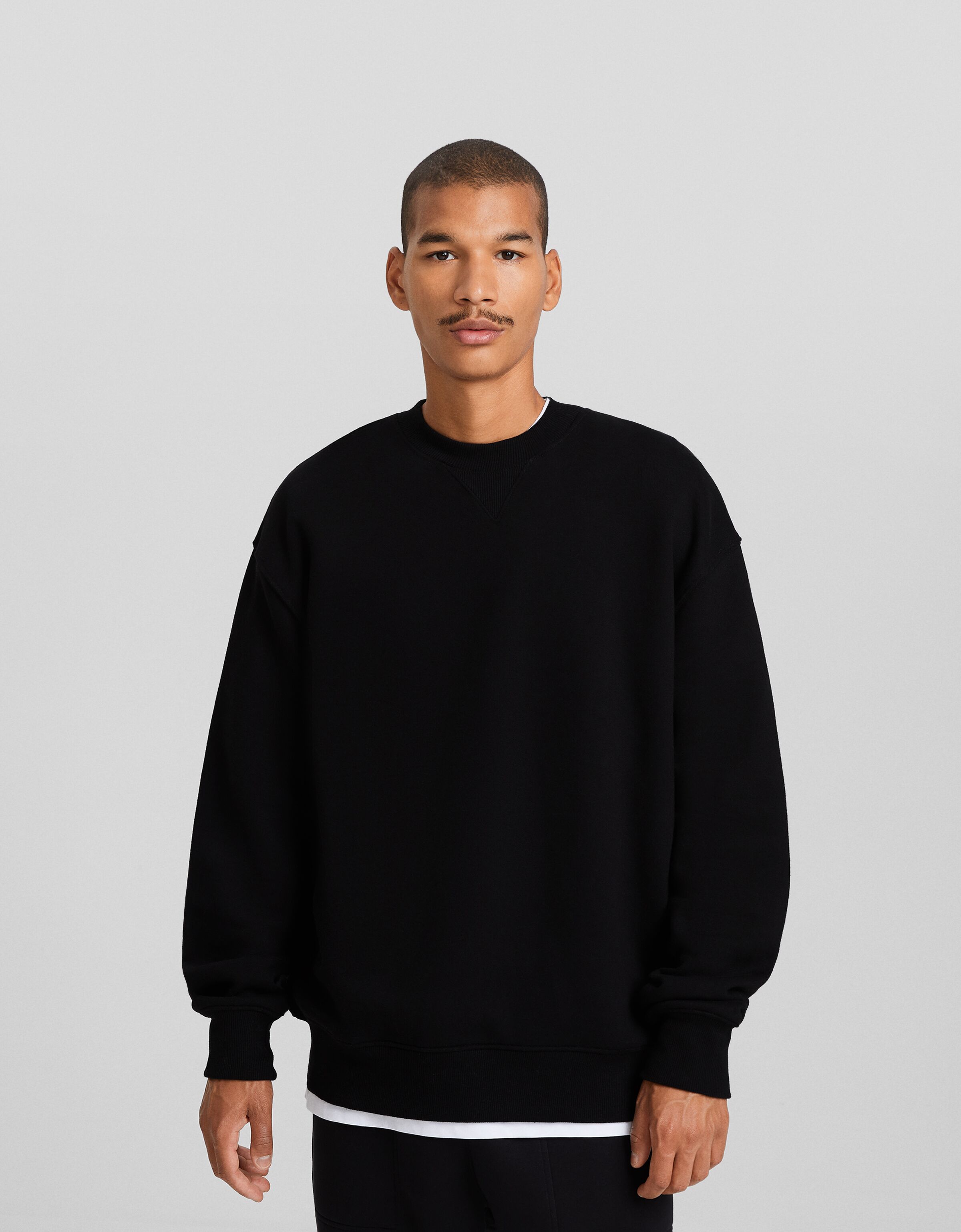 Crew neck sweatshirt - Men | Bershka