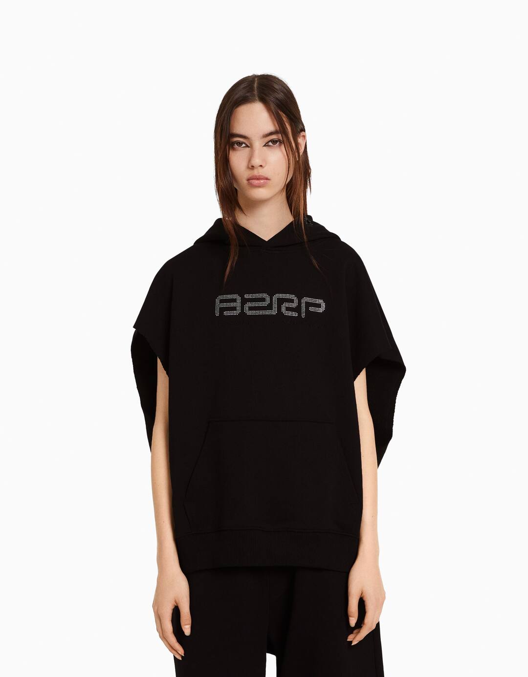 Sleeveless BERSHKA ft. BIZARRAP hoodie with rhinestones