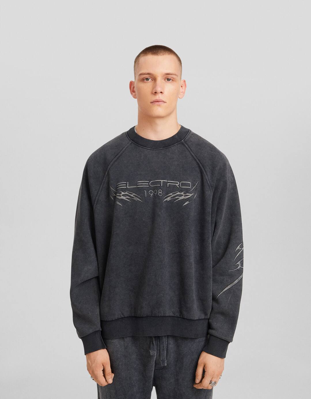 Washed-effect sweatshirt