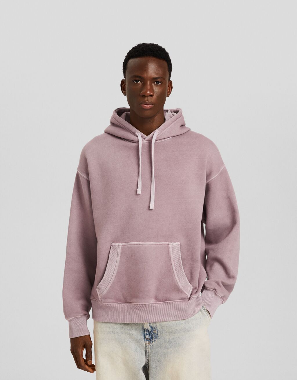 Faded-effect boxy fit hoodie - Men | Bershka
