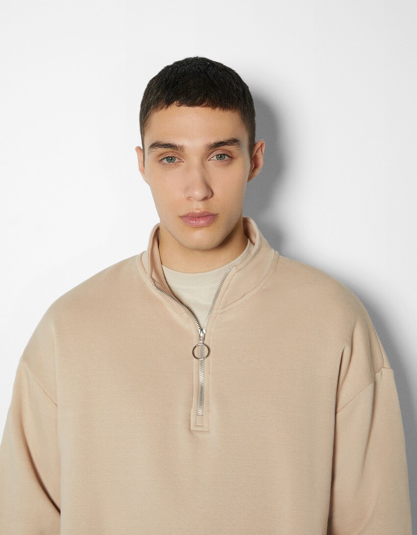 Bluza oversize z golfem-Wielbłądzi-2
