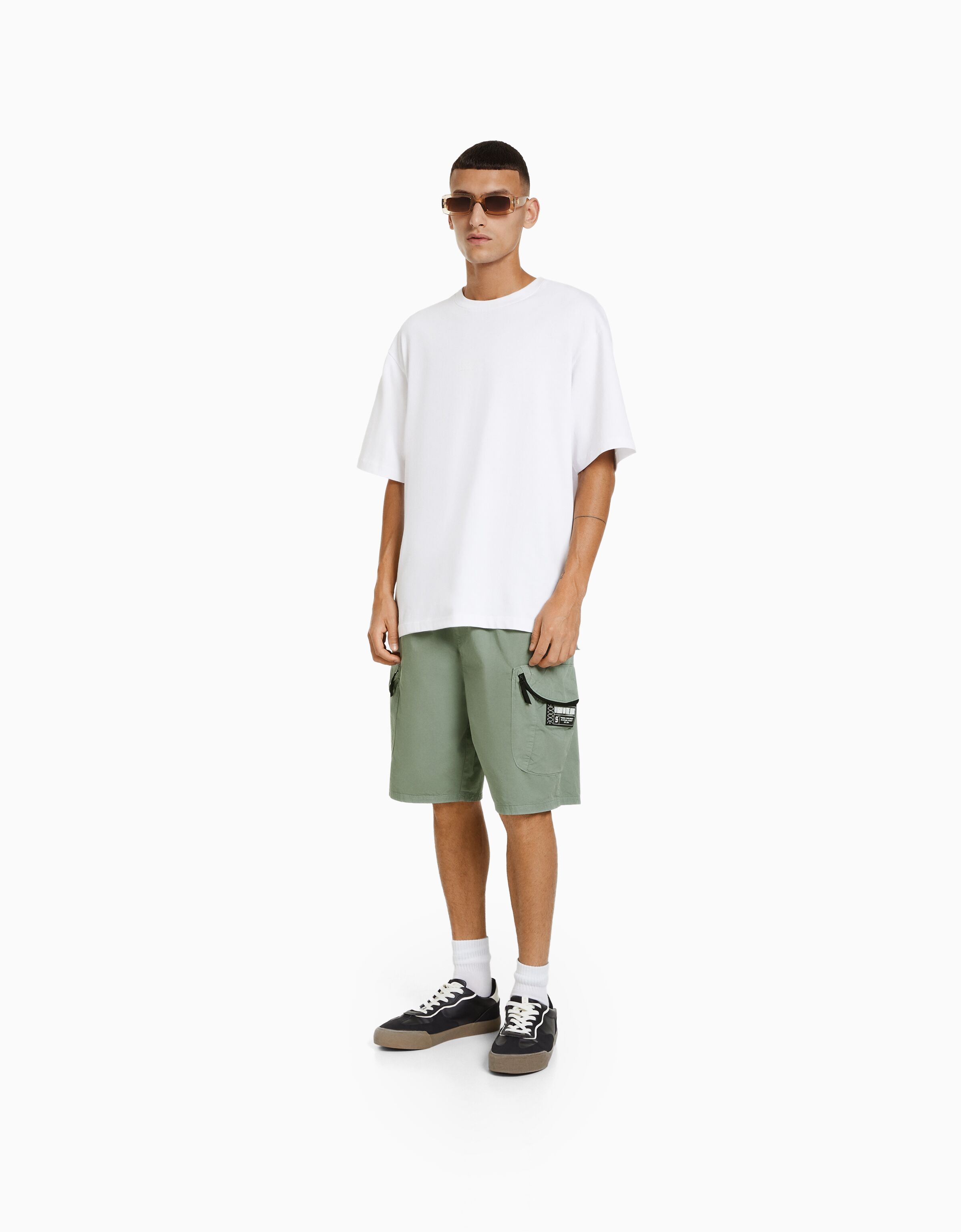 Bermuda shorts store men