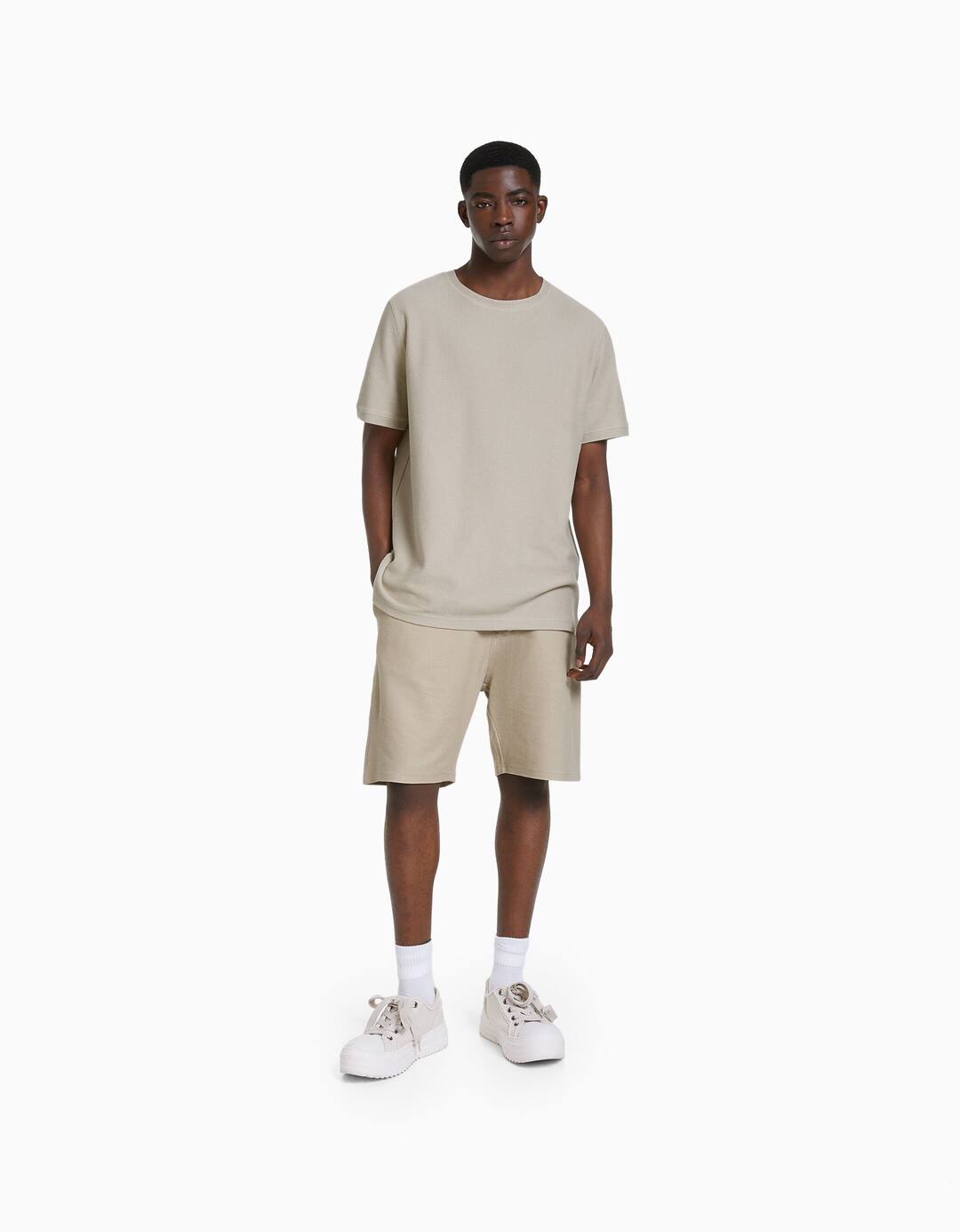Textured relaxed fit Bermuda shorts