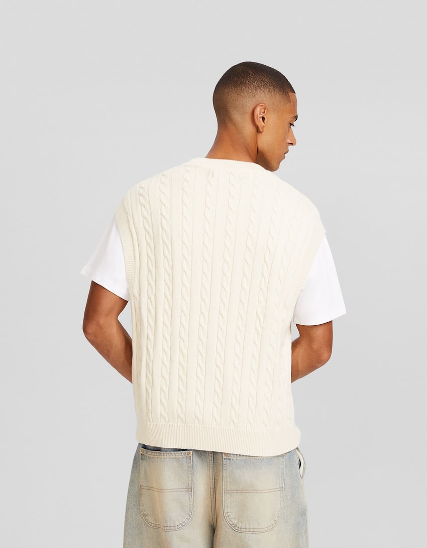 Cable-knit vest - Men | Bershka