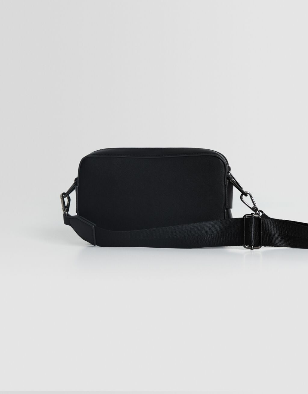 Rigid crossbody bag Men Bershka