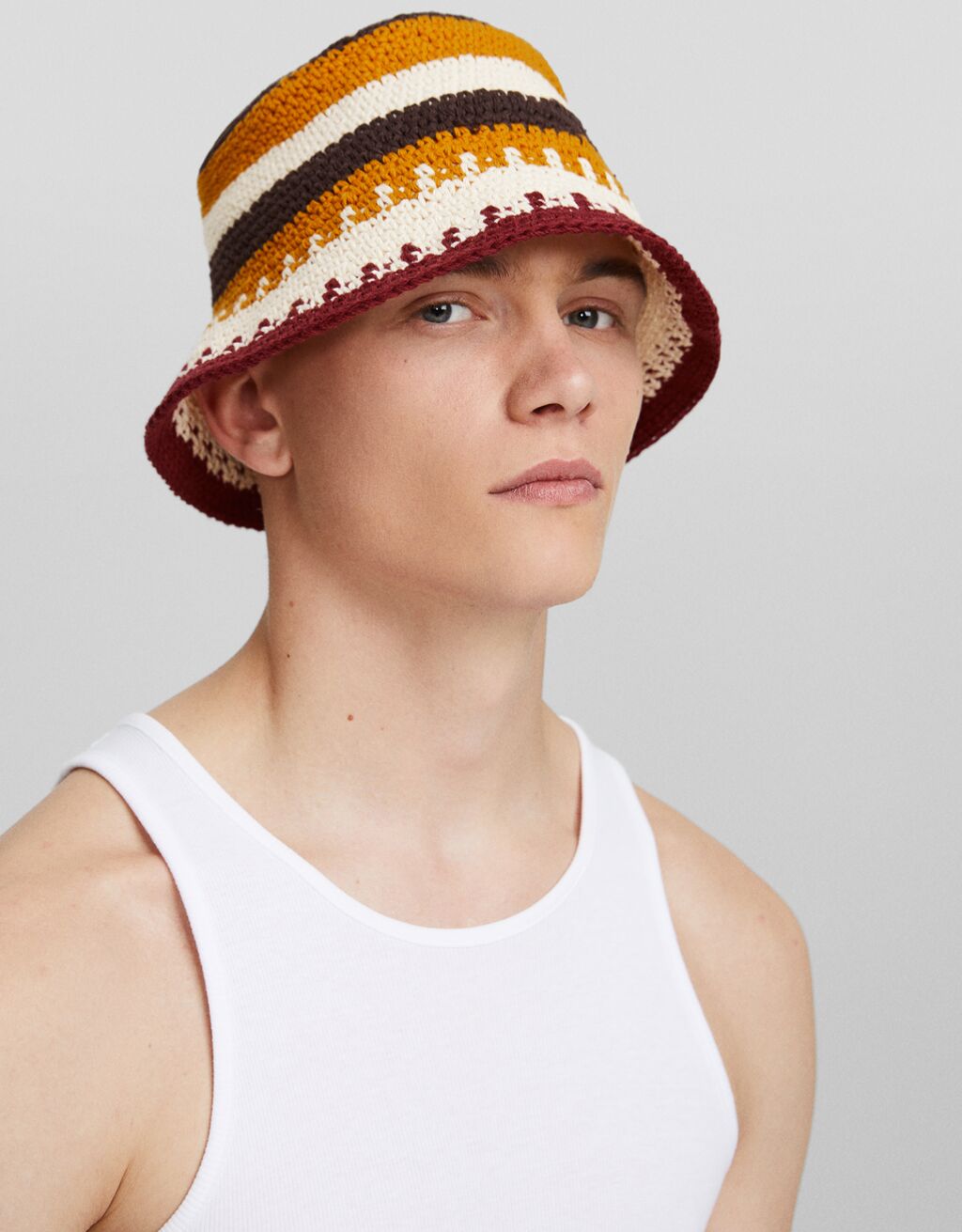 Crochet bucket hat Men Bershka