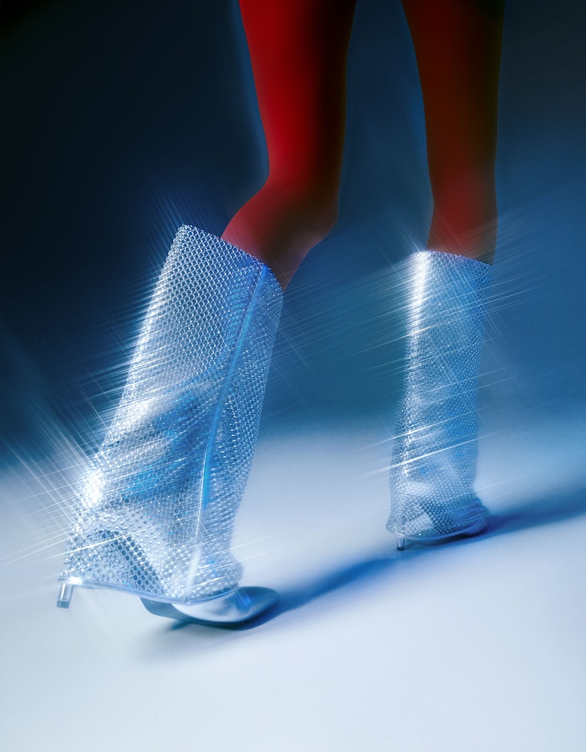 Metallic high-heel foldover boots with rhinestones - Women | Bershka