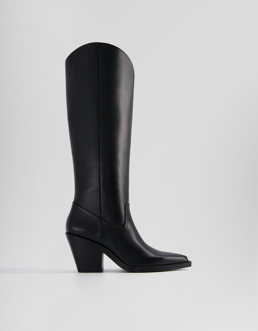 Heeled cowboy boots