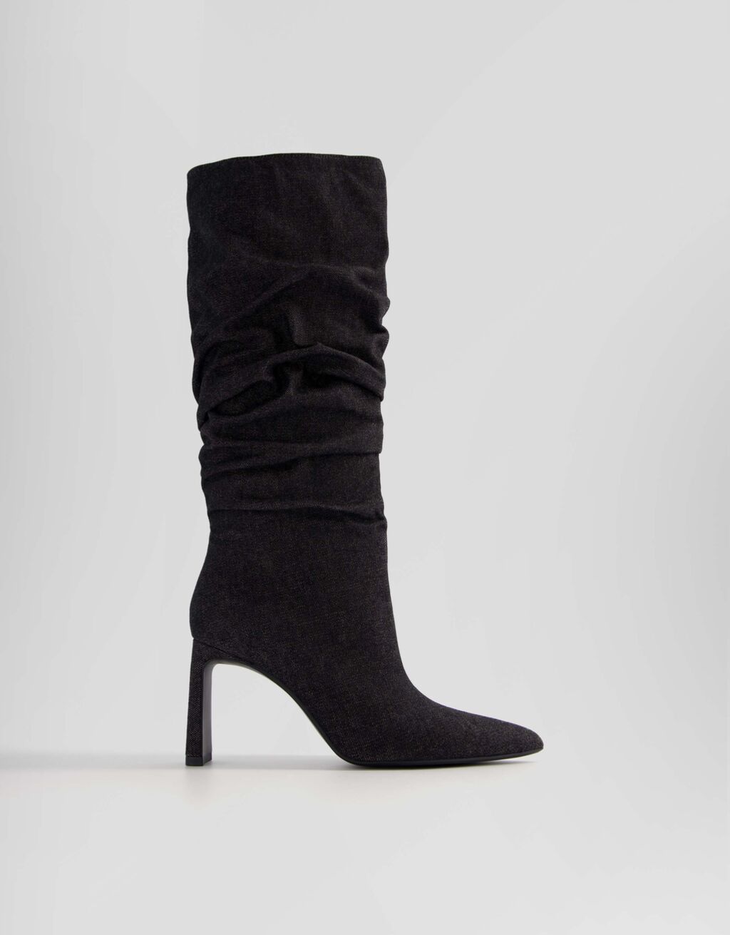 Свободни ботуши от деним с висок ток - Дамски | Bershka