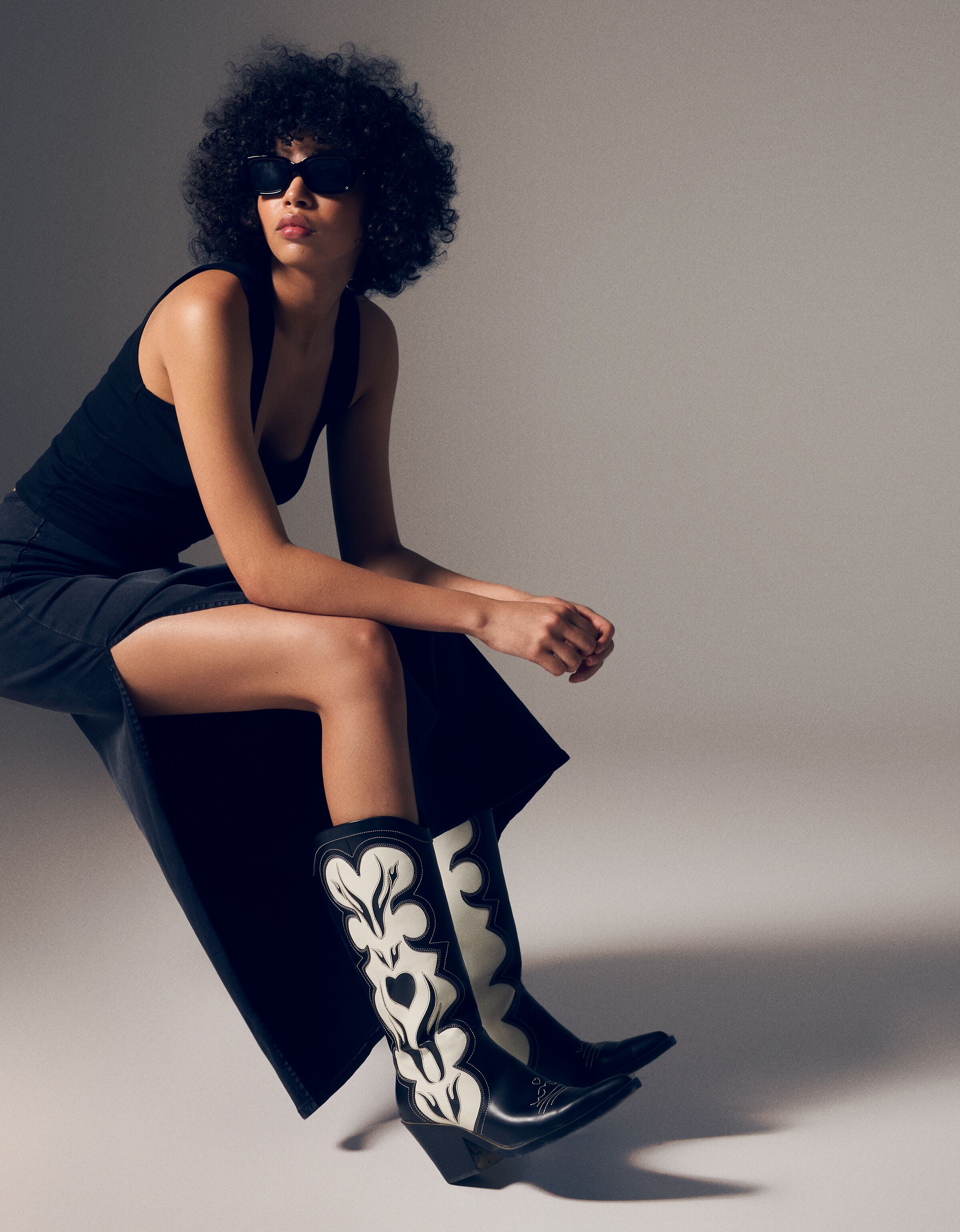 Botas tac n cowboy combinadas bordados Mujer Bershka