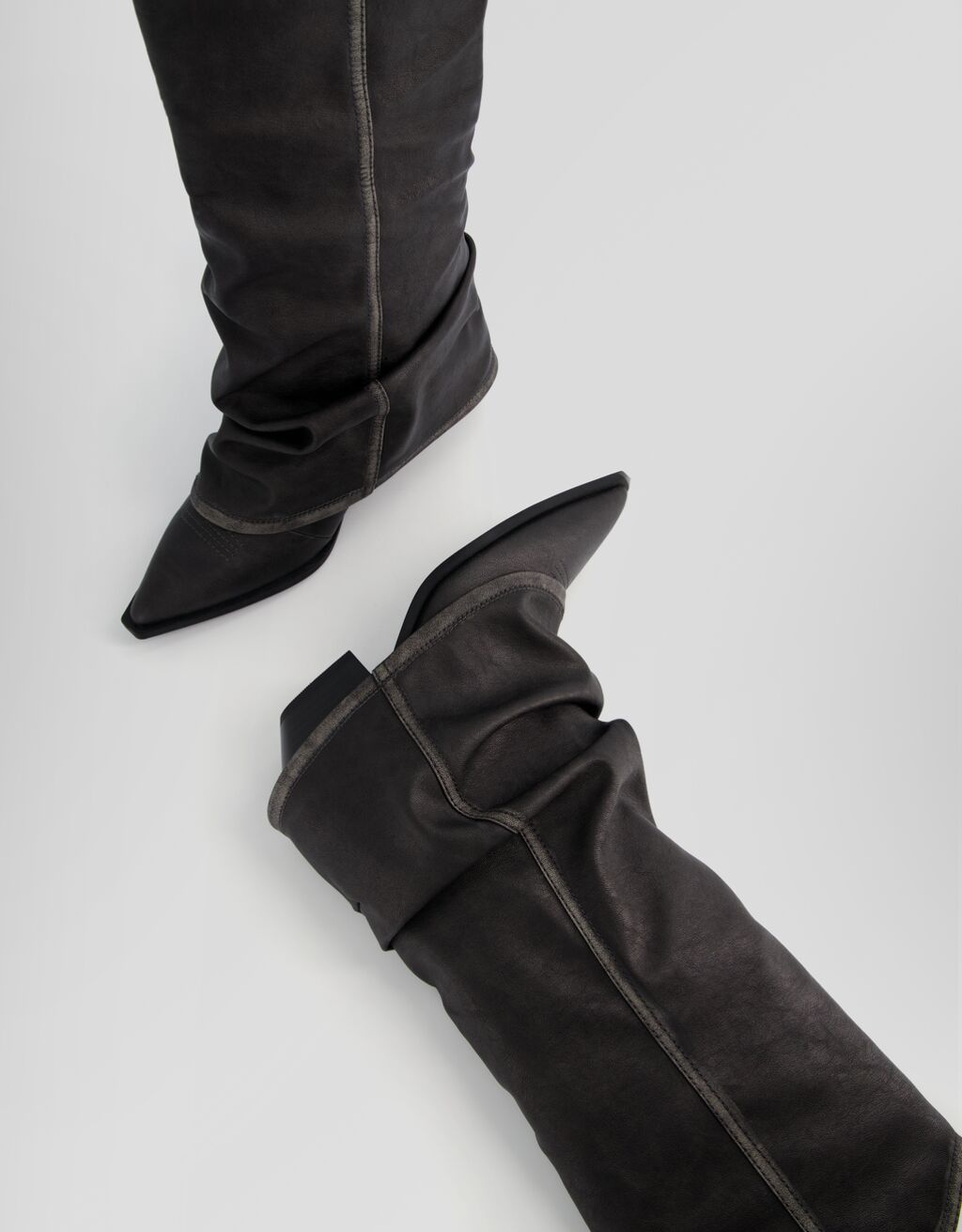 Fold-over cowboy boots - Women | Bershka