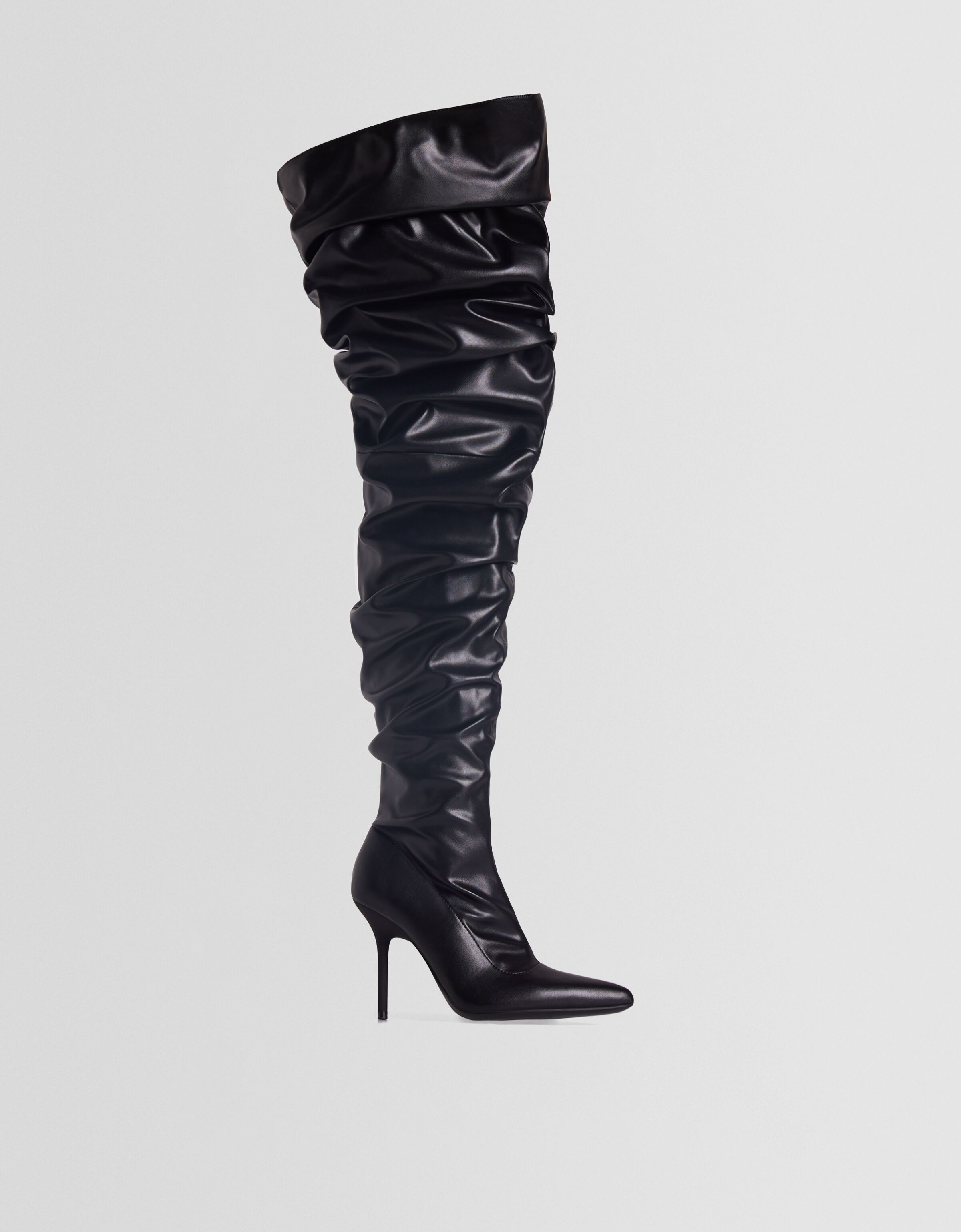 Botines negro mujer best sale bershka