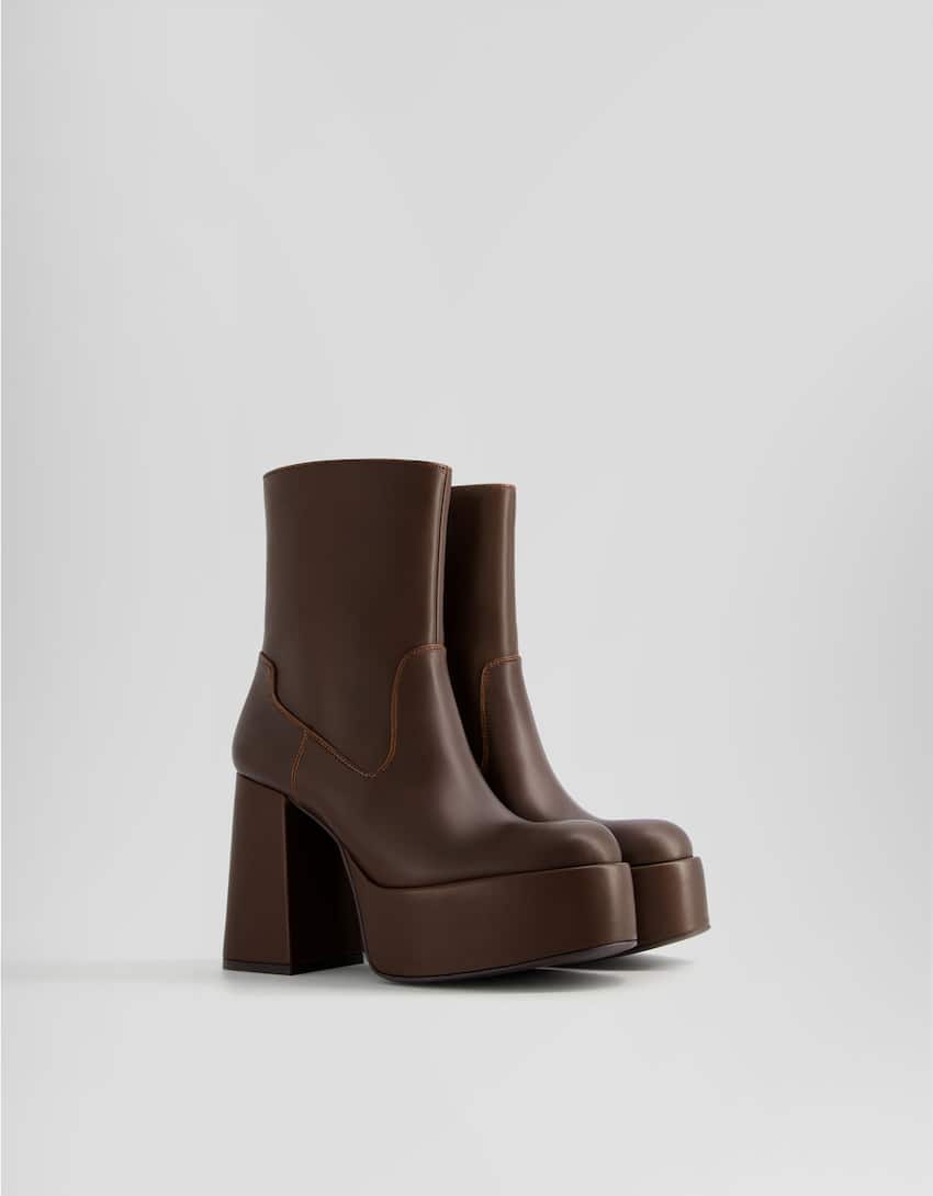High-heel platform ankle boots-Brown-0