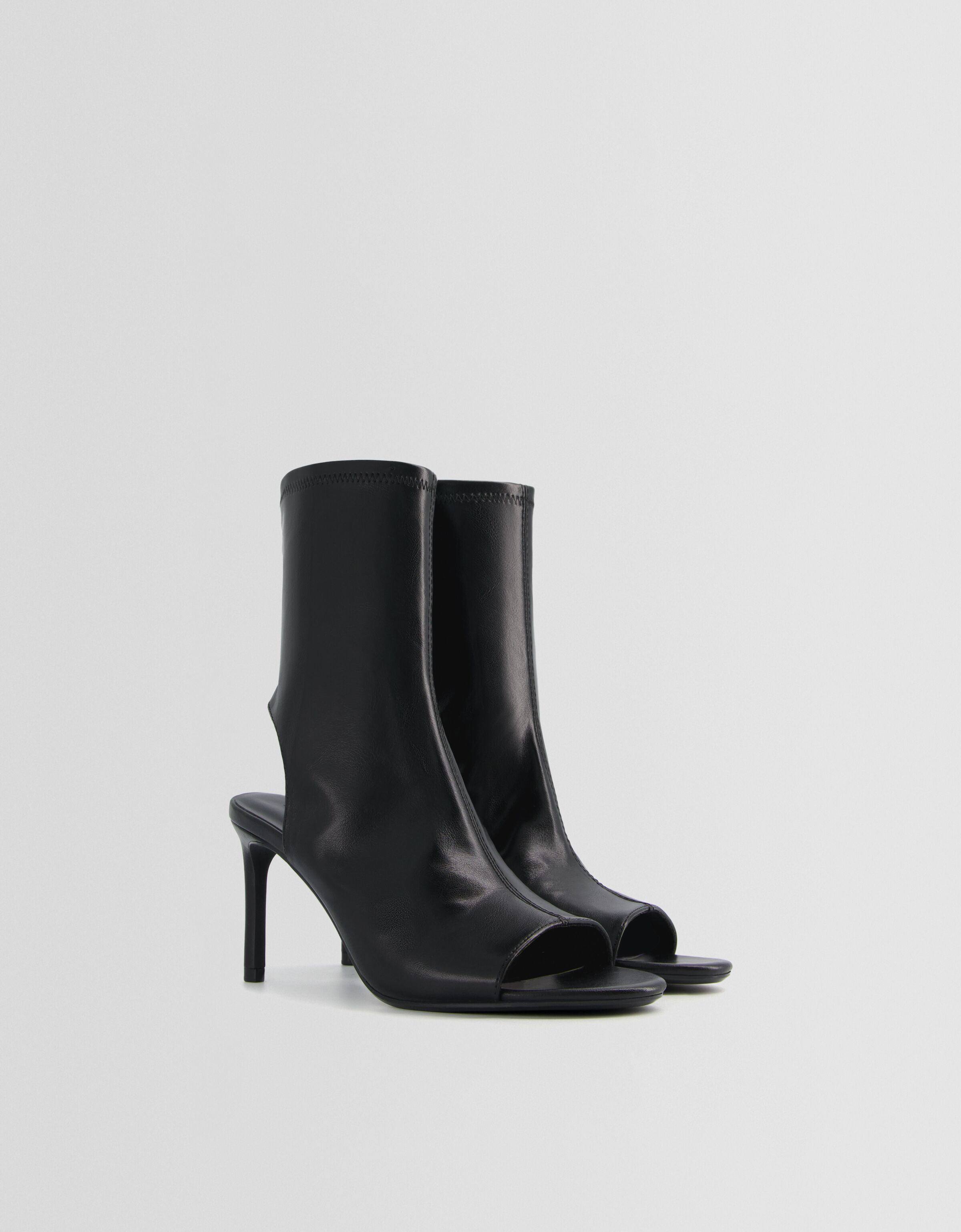 Cut out heeled outlet ankle boots