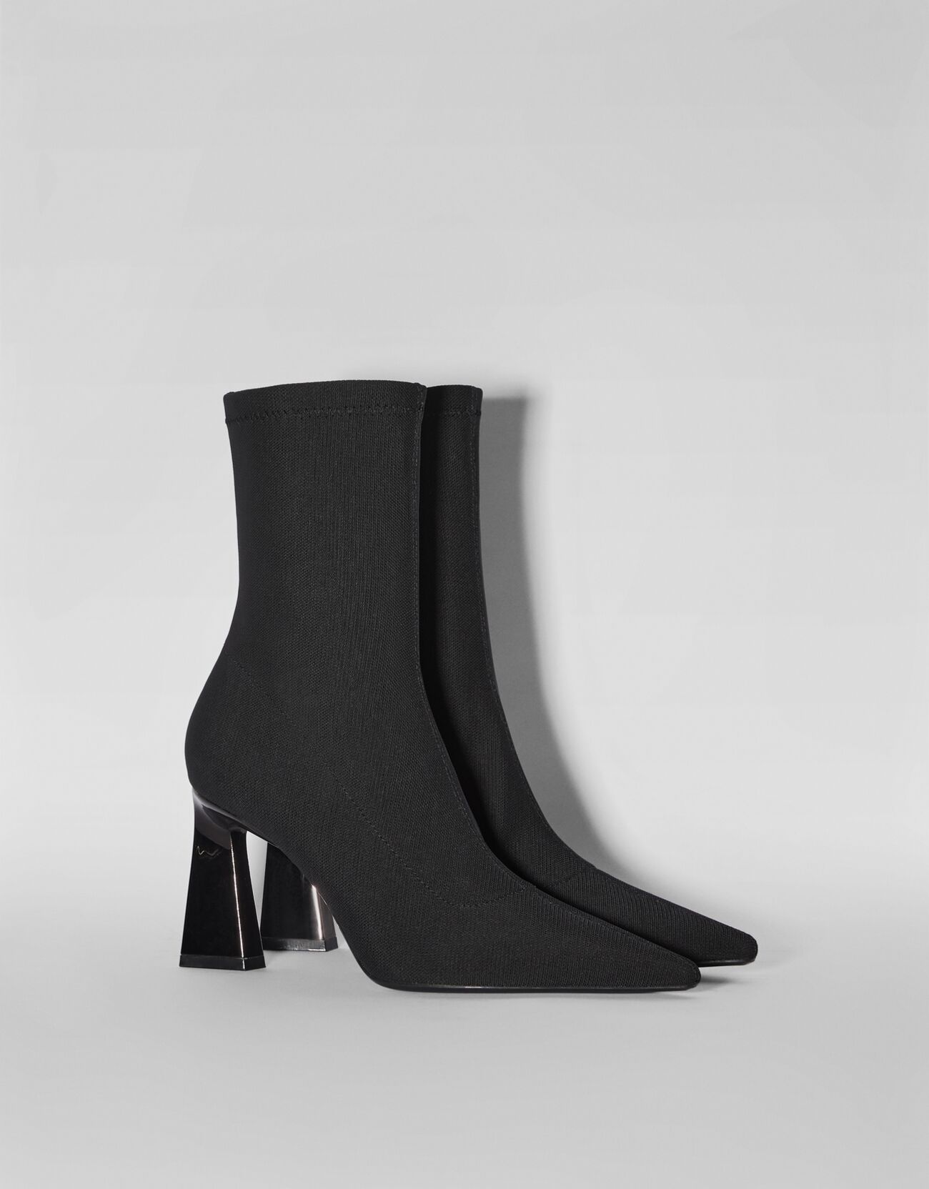 Methacrylate heel stretch ankle boots clearance