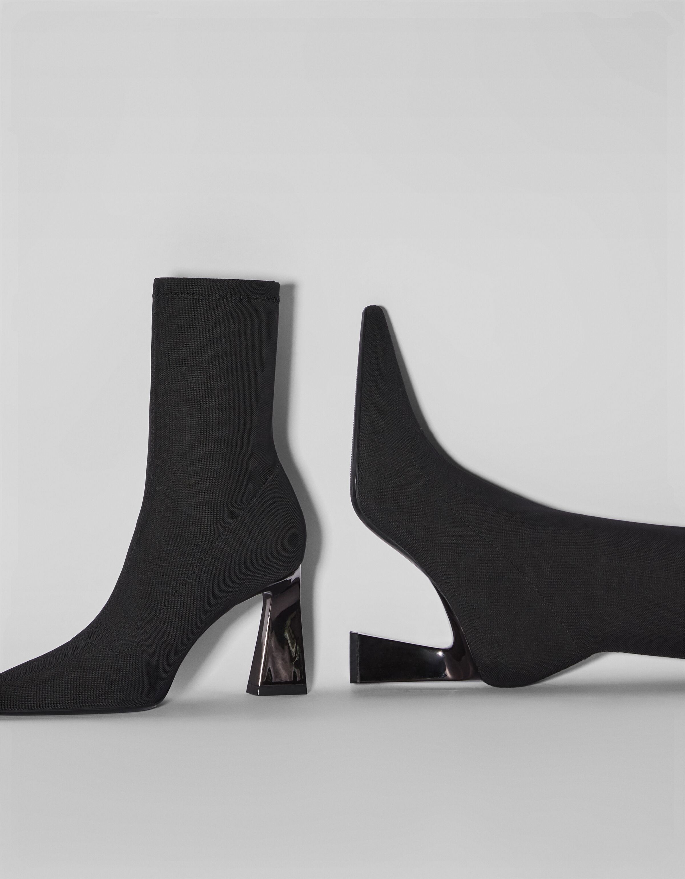 Methacrylate heel discount stretch ankle boots