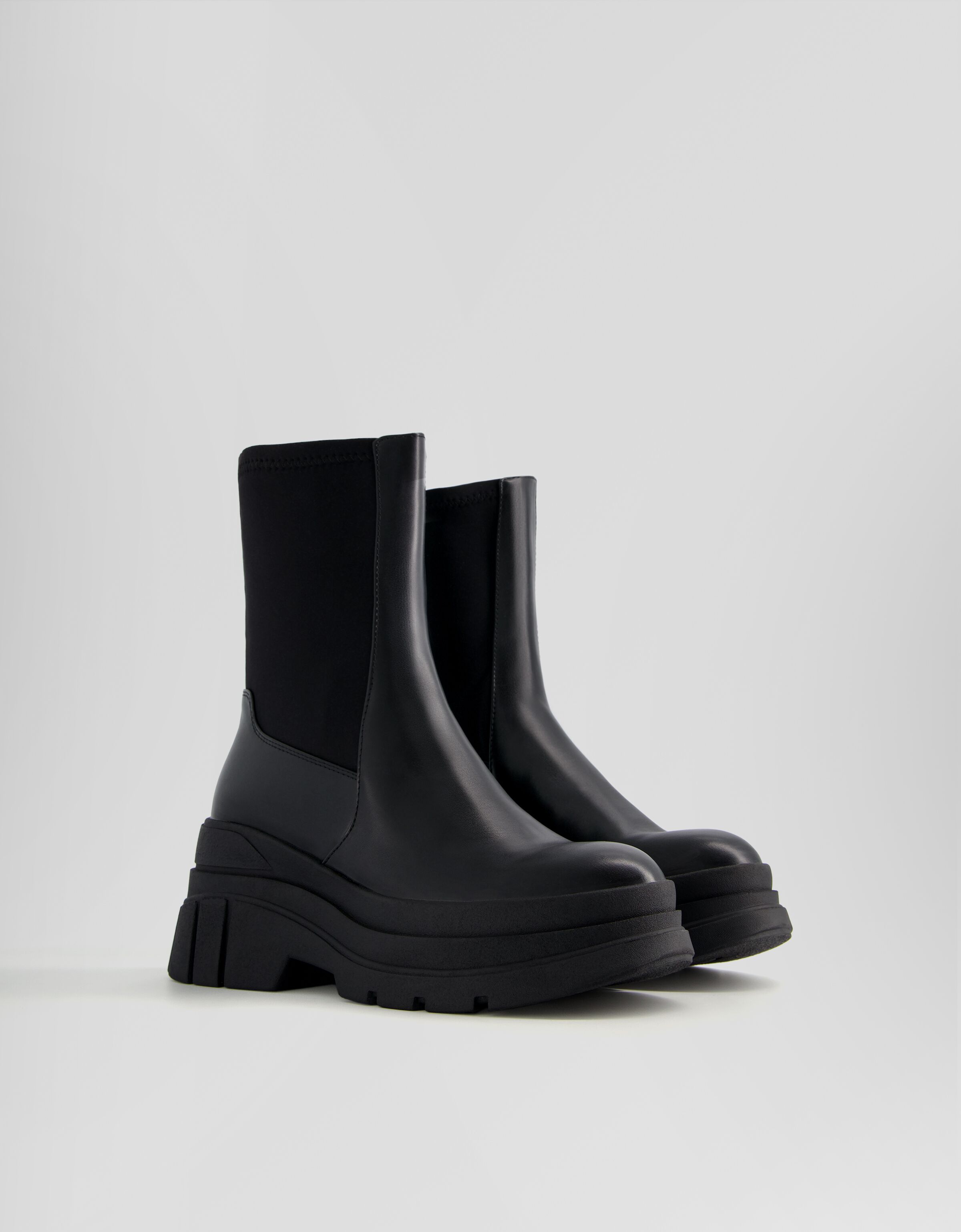 Botines planos bershka clearance