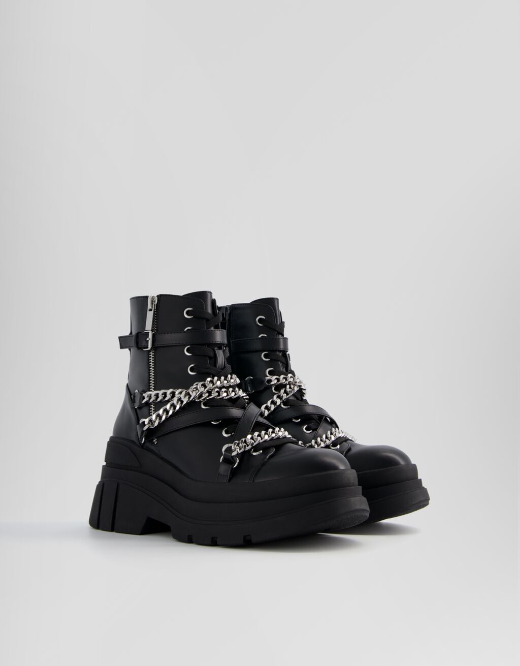 Botines hotsell planos acordonados