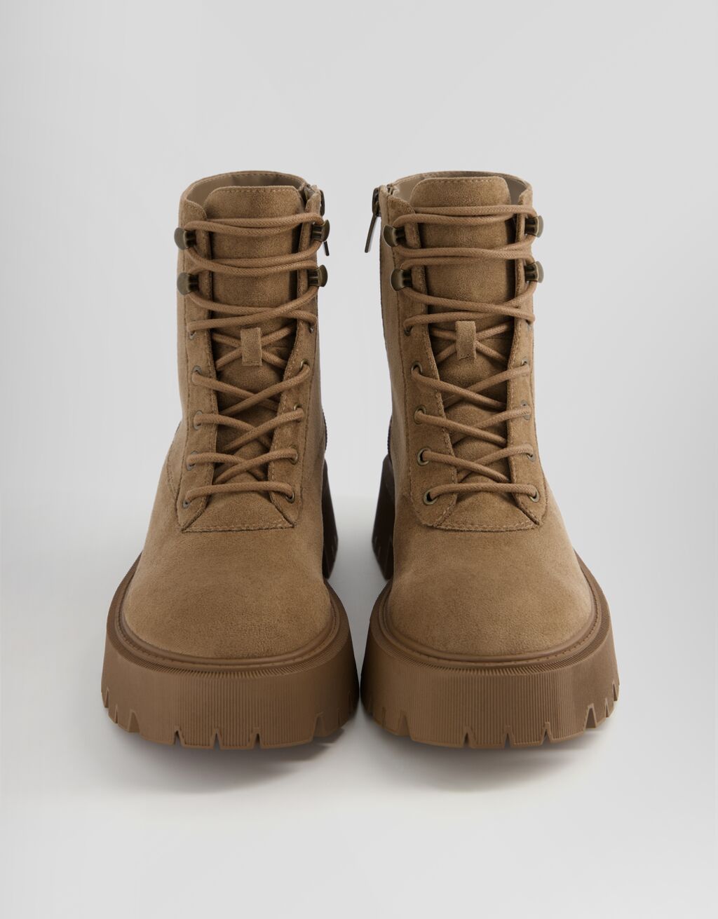 flatform lace up boots