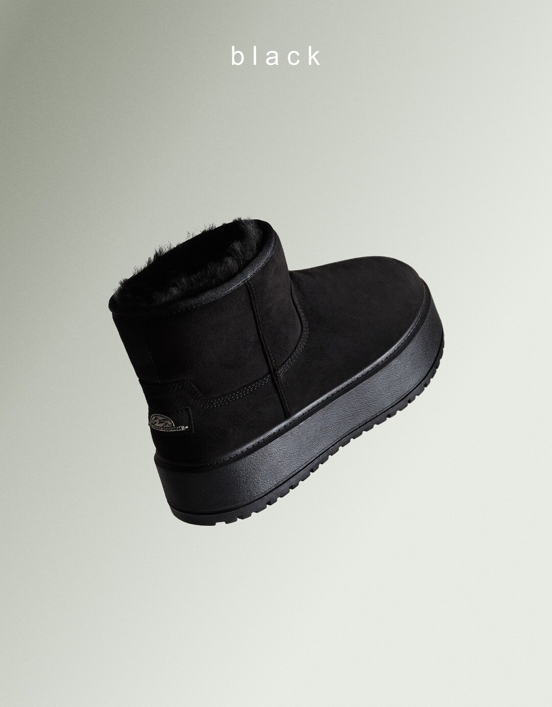 Platform ankle boots with faux fur lining